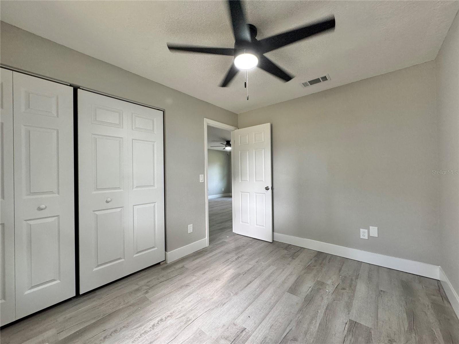 Image 16 of 23 For 2346 Section Drive