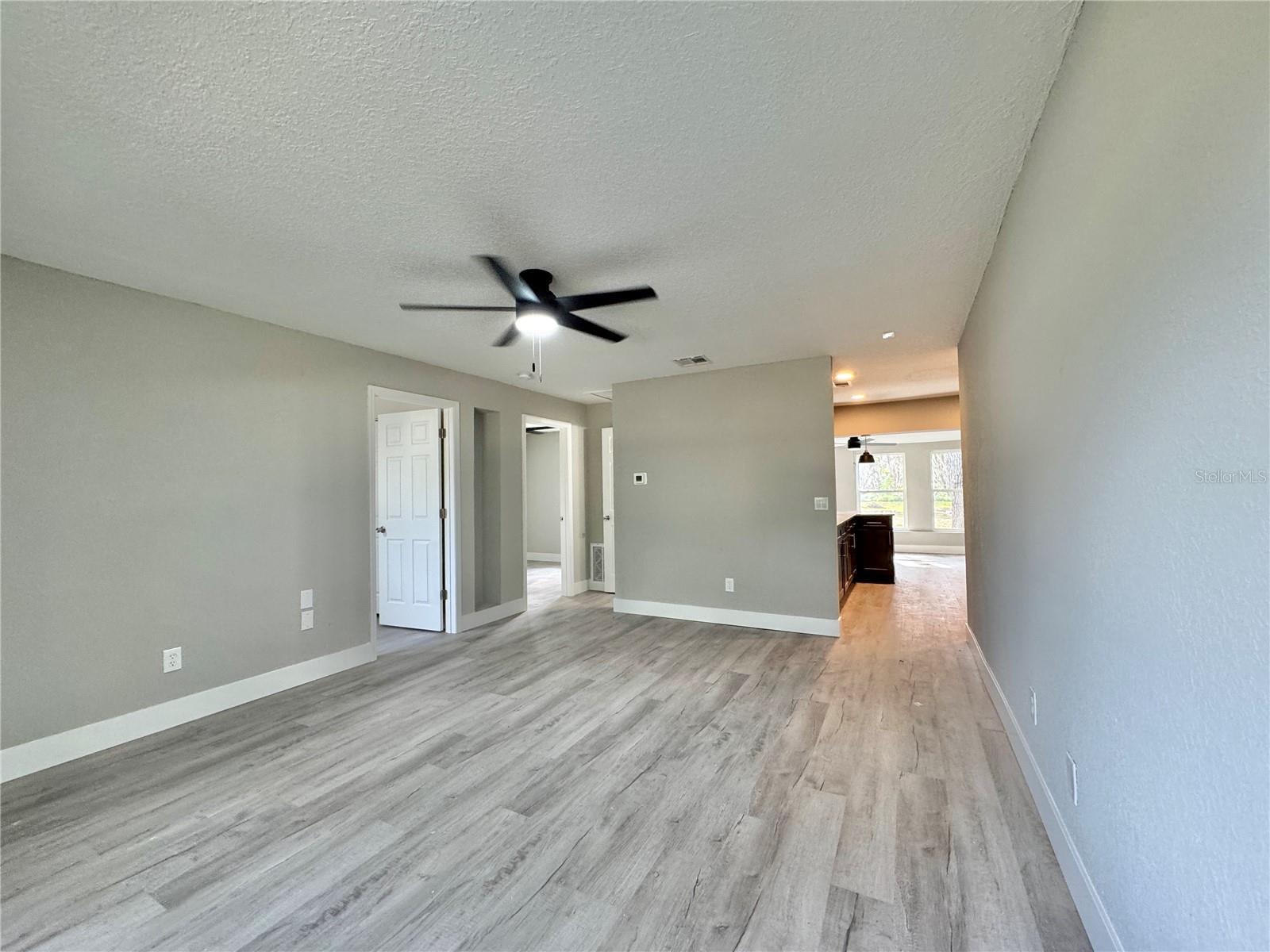 Image 2 of 23 For 2346 Section Drive