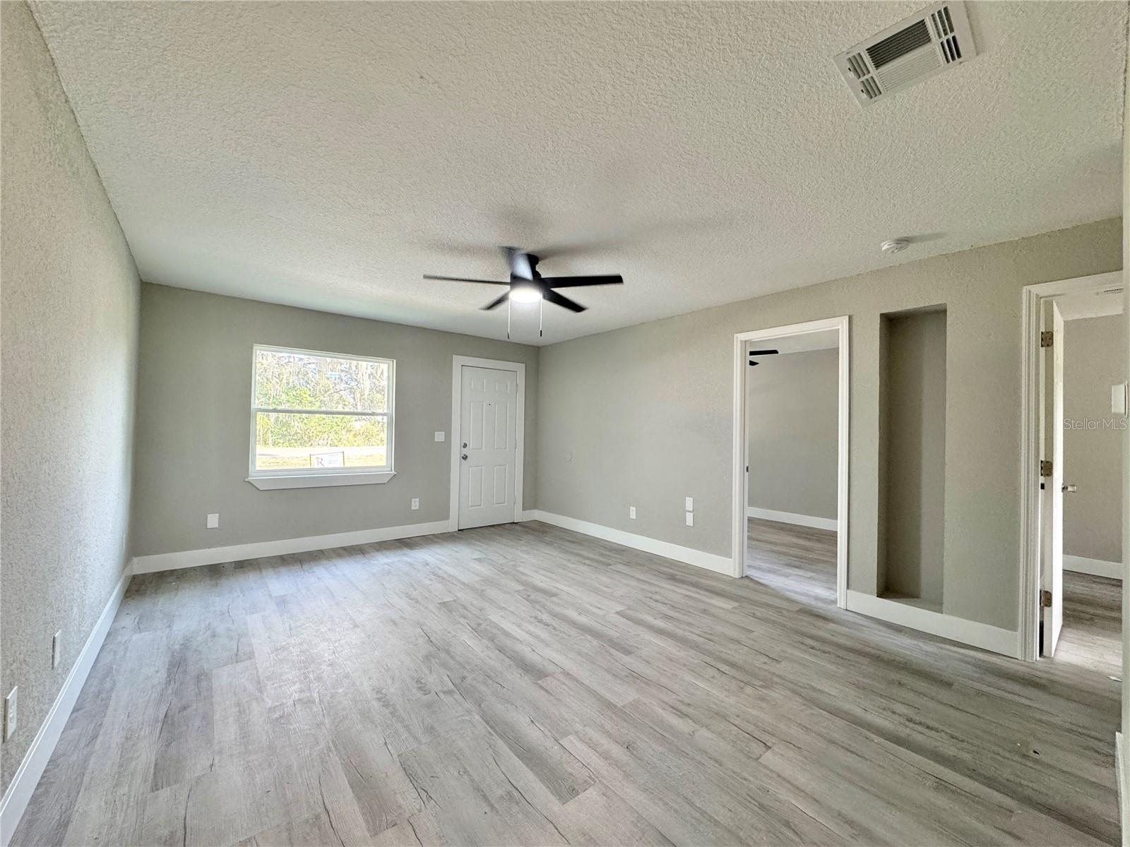 Image 4 of 23 For 2346 Section Drive