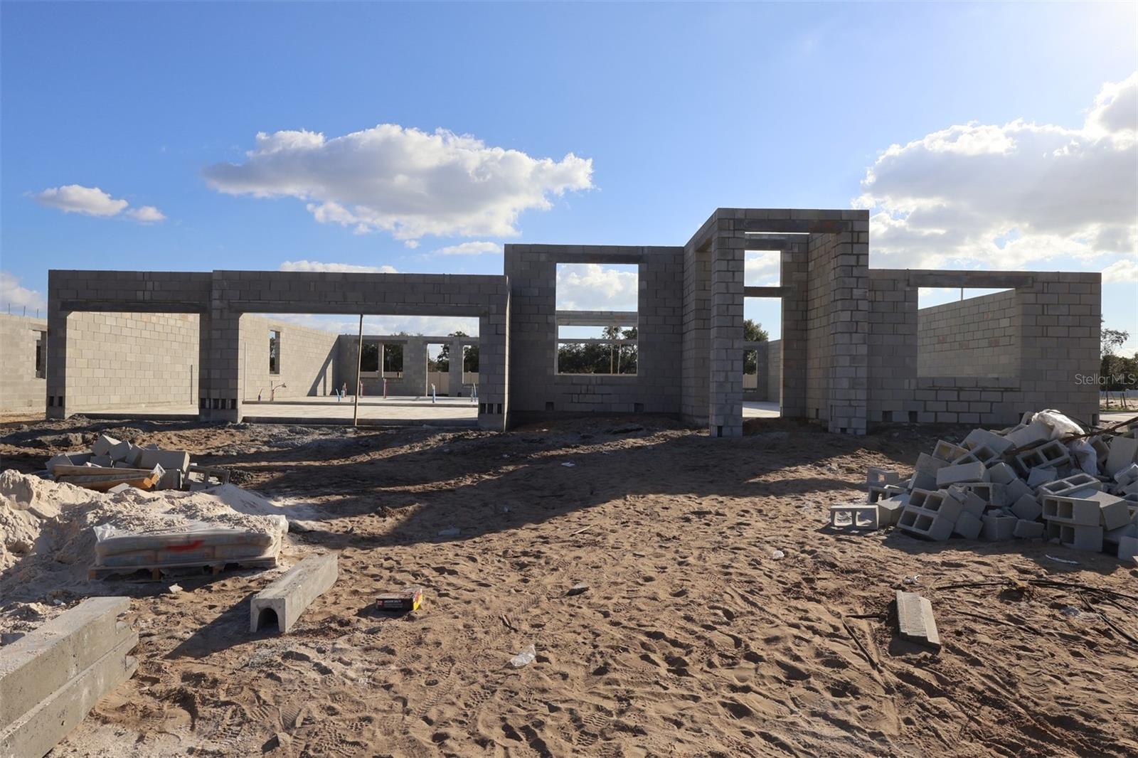 Image 2 of 5 For 3827 Wolves Creek Place