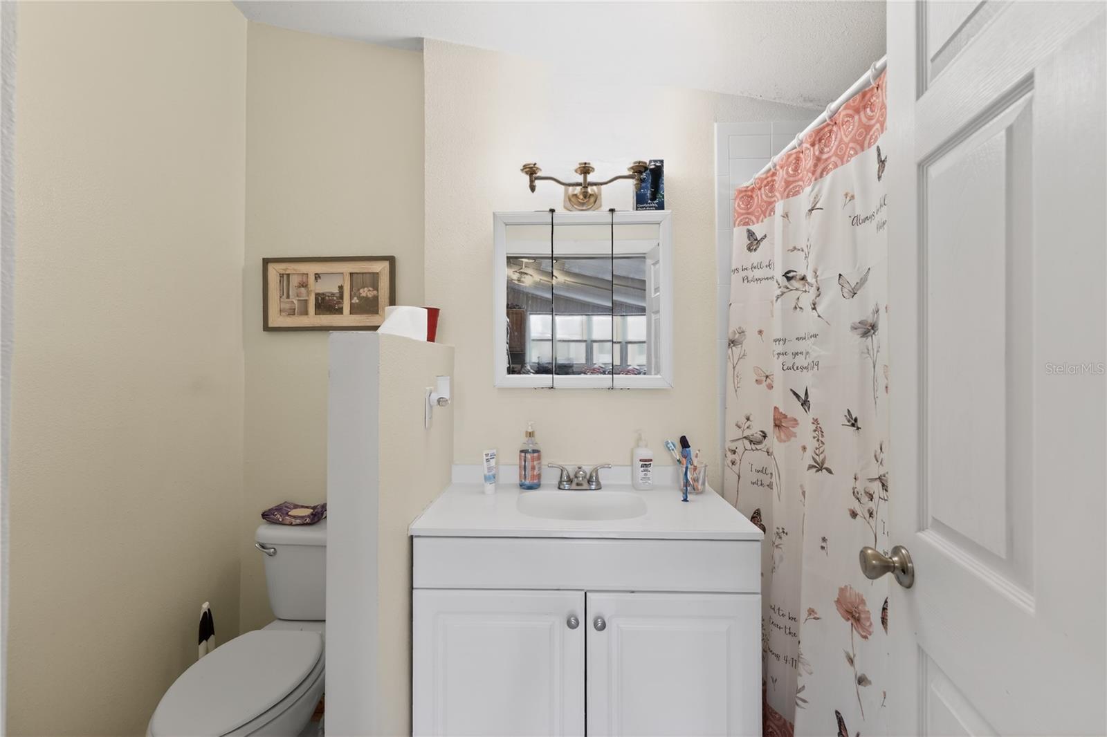 Image 9 of 12 For 360 Tyler Street