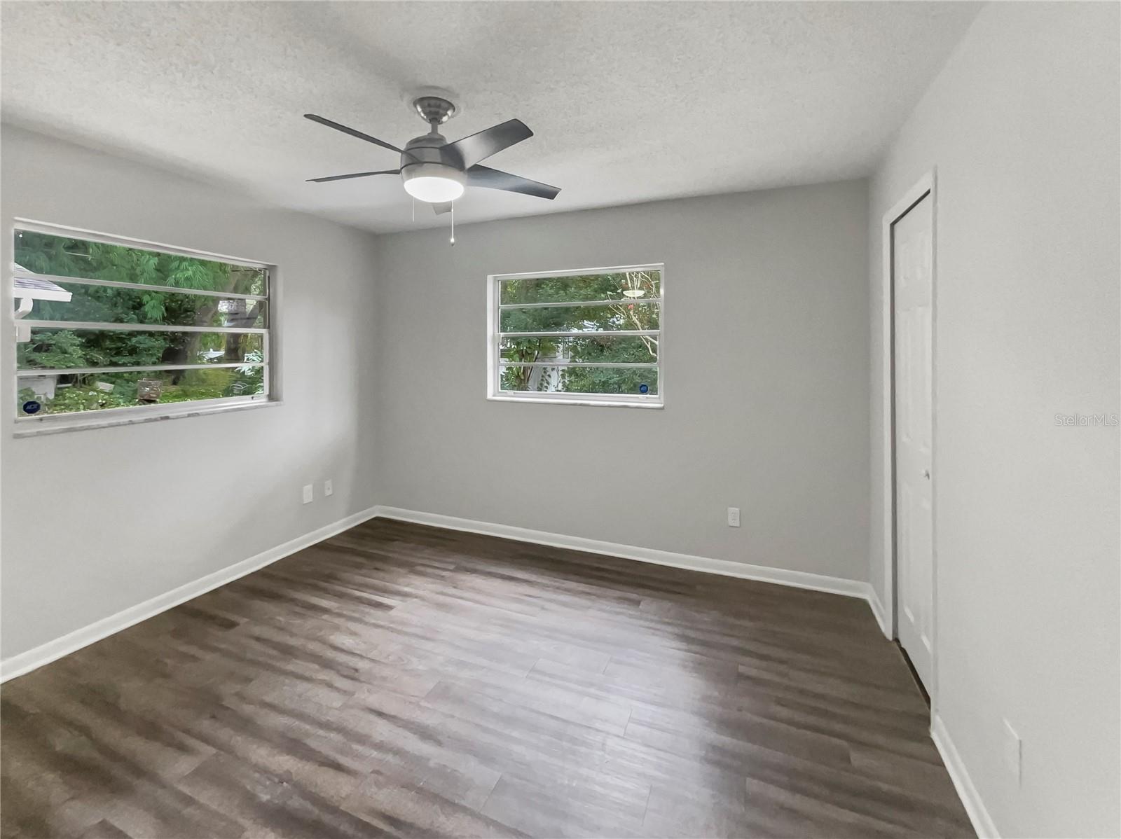 Image 12 of 38 For 8442 Clematis Lane