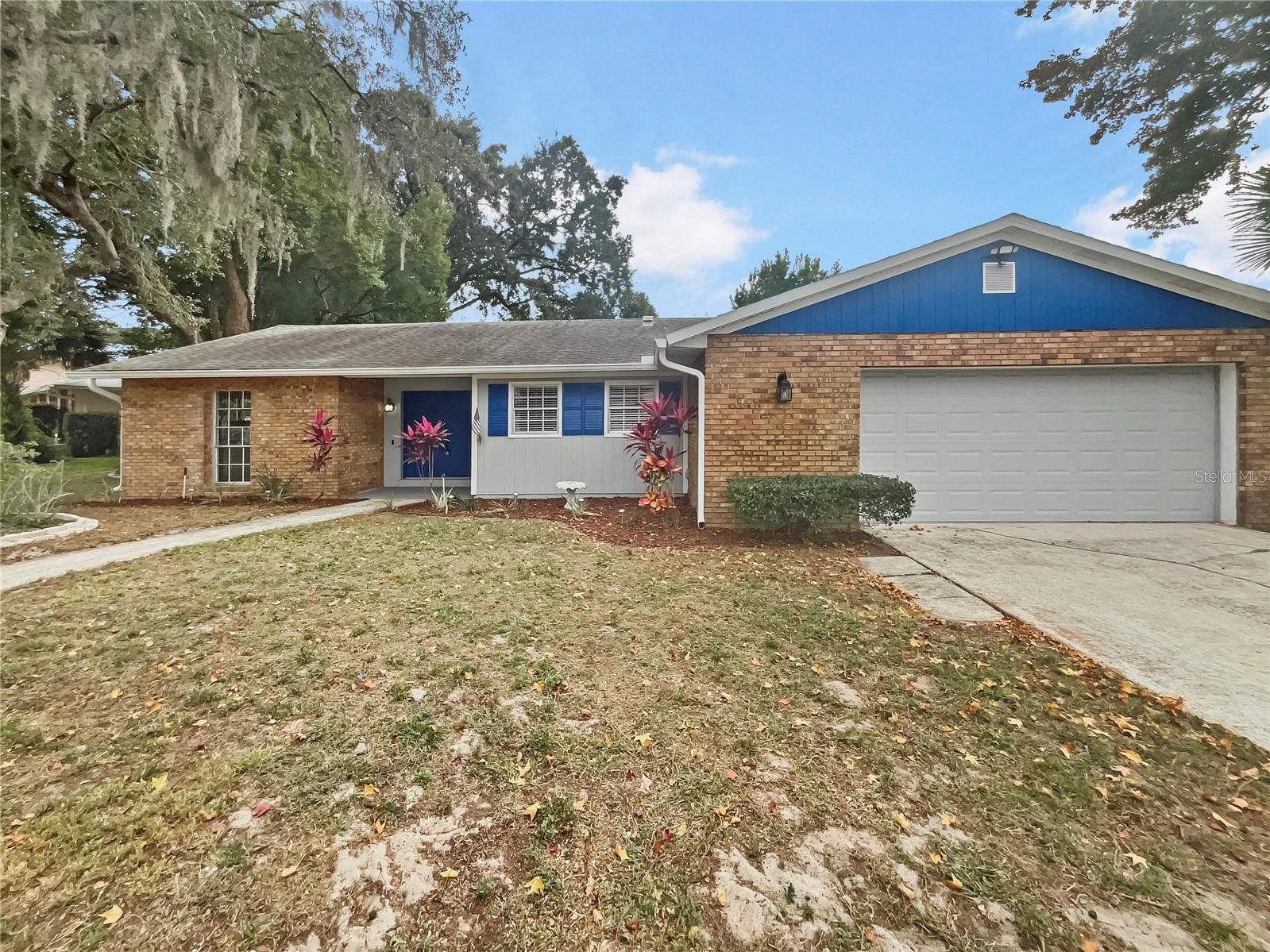 Image 19 of 38 For 8442 Clematis Lane