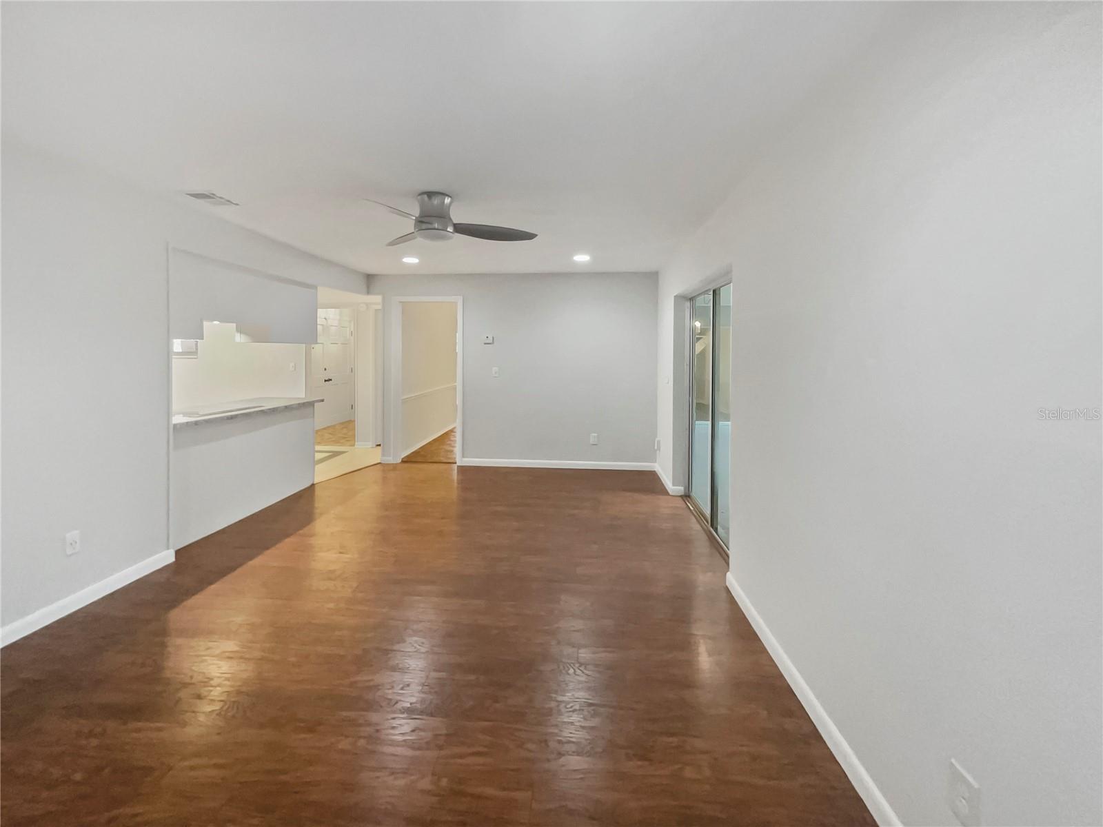 Image 3 of 38 For 8442 Clematis Lane