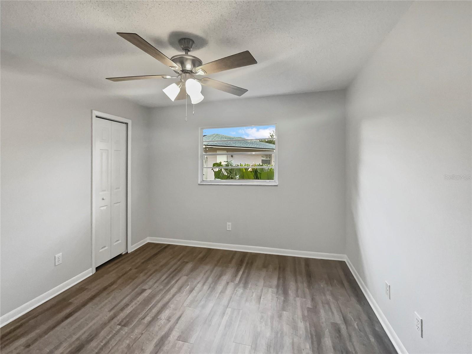 Image 35 of 38 For 8442 Clematis Lane