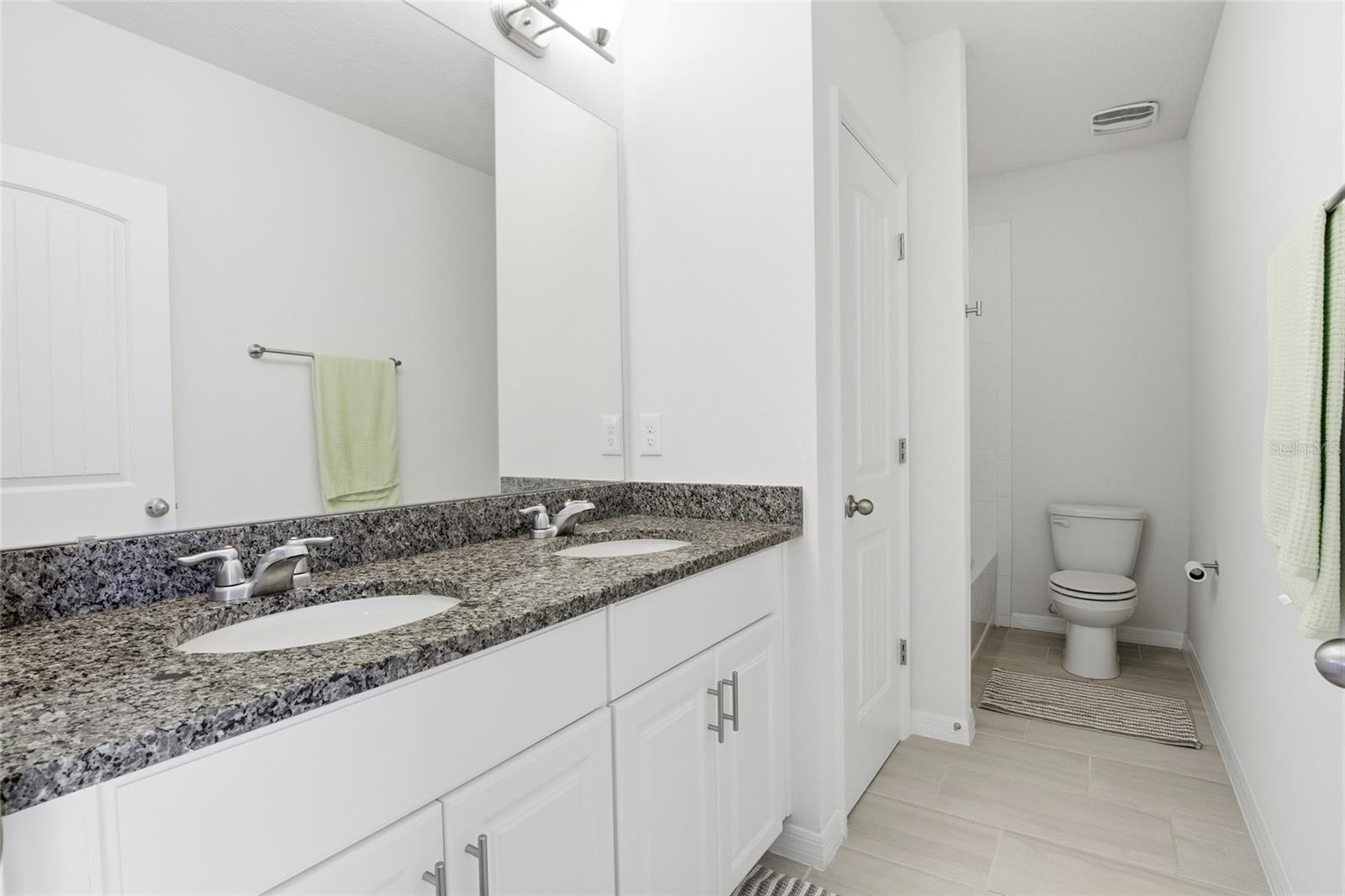 Image 25 of 40 For 16098 Mangrove Road