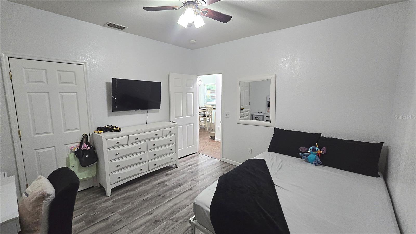 Image 40 of 92 For 311 Lewis Avenue