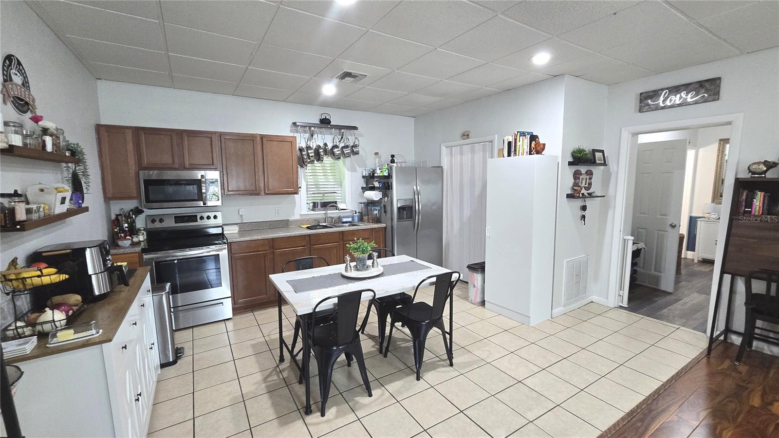 Image 75 of 92 For 311 Lewis Avenue