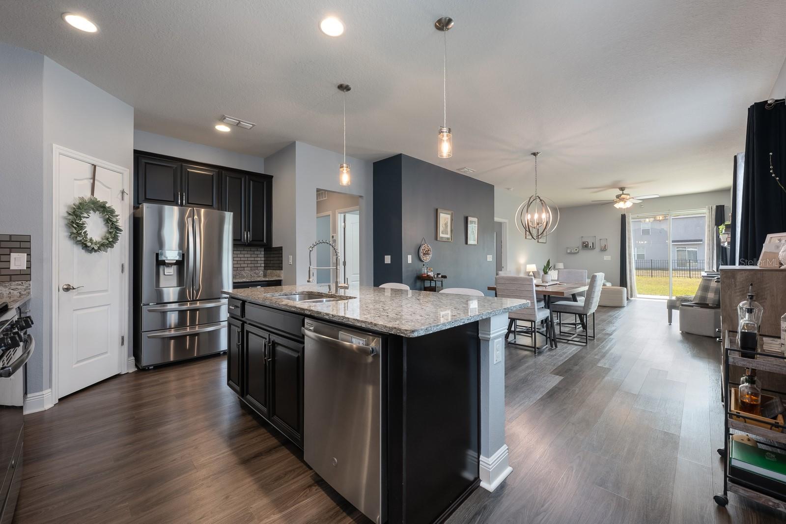 Image 5 of 29 For 1398 Riley Circle