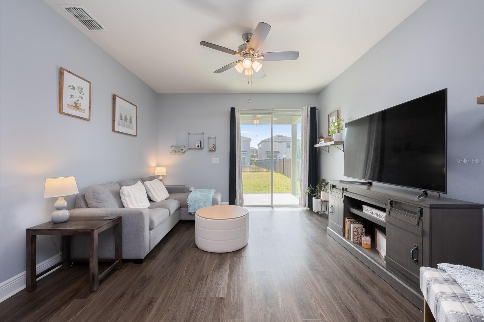 Image 7 of 29 For 1398 Riley Circle