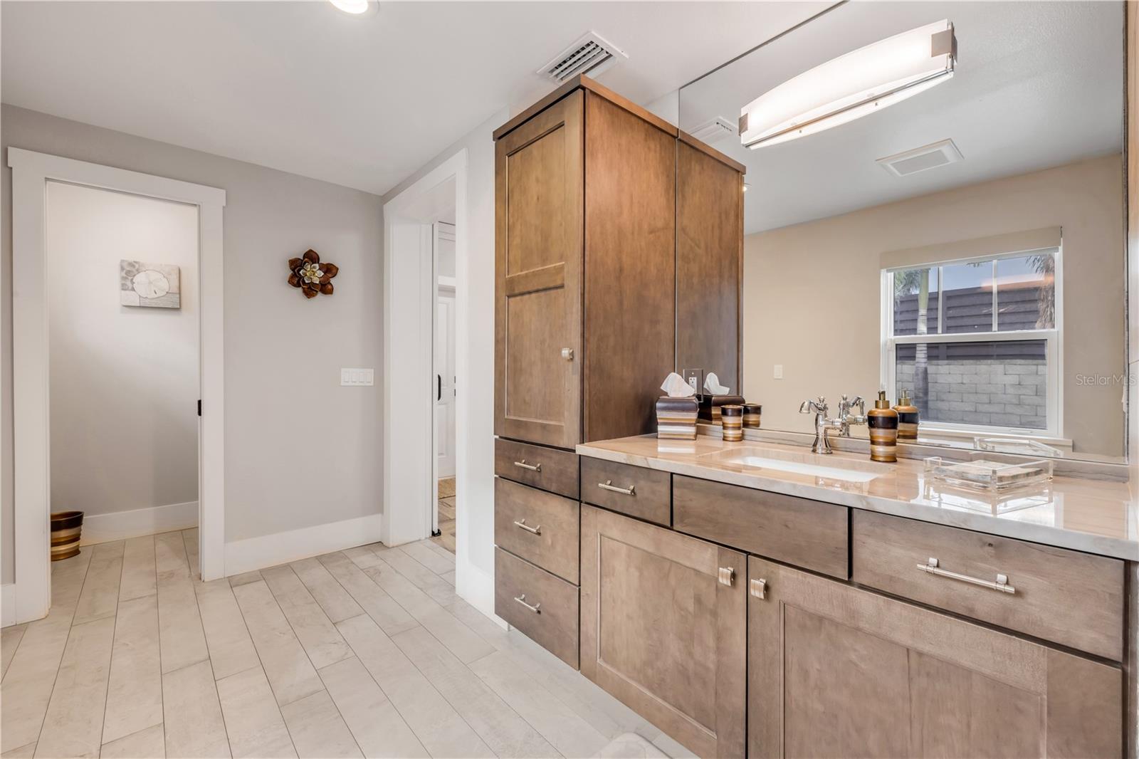 Image 15 of 76 For 1 Mar Azul N