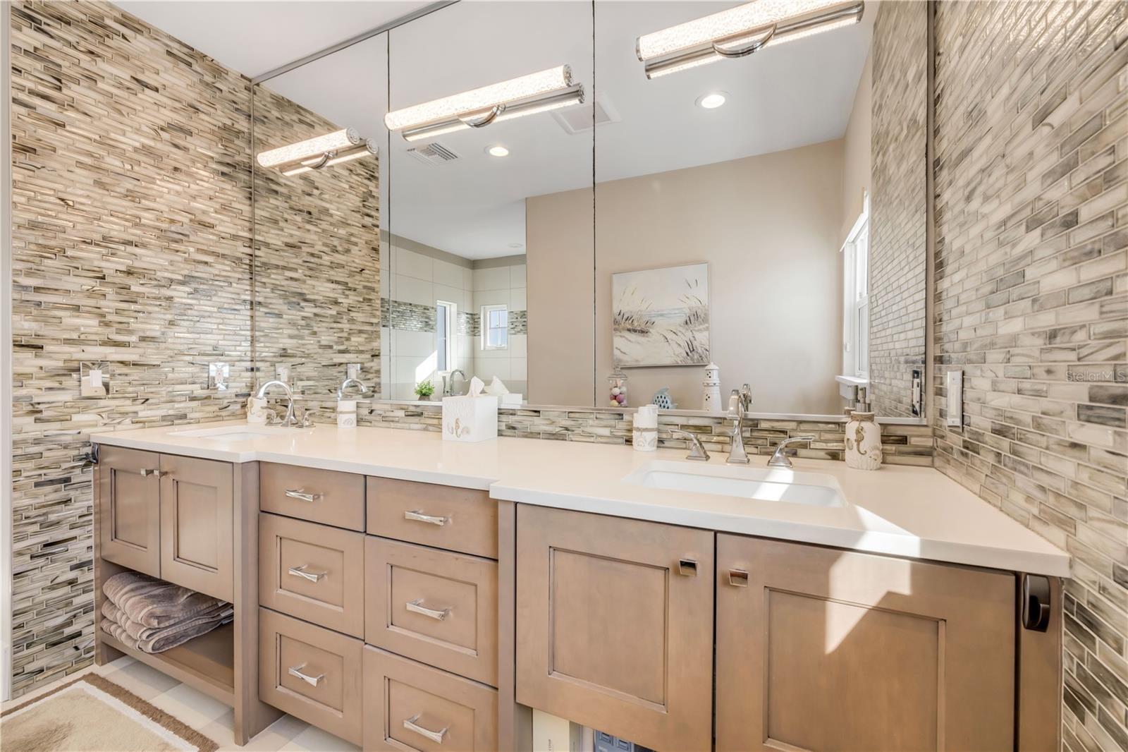 Image 48 of 76 For 1 Mar Azul N