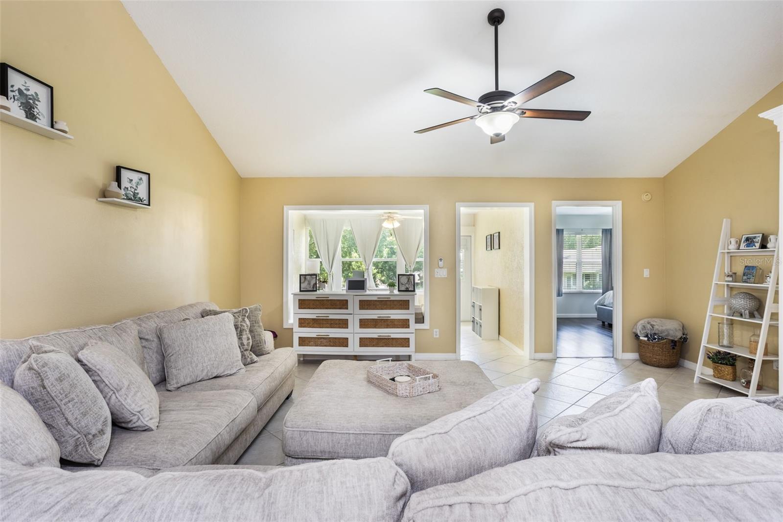 Image 5 of 25 For 8932 Village Green Boulevard