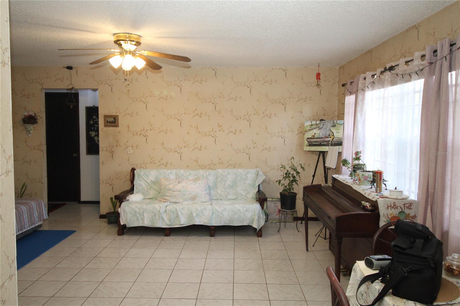 Image 11 of 12 For 6811 Alpert Drive