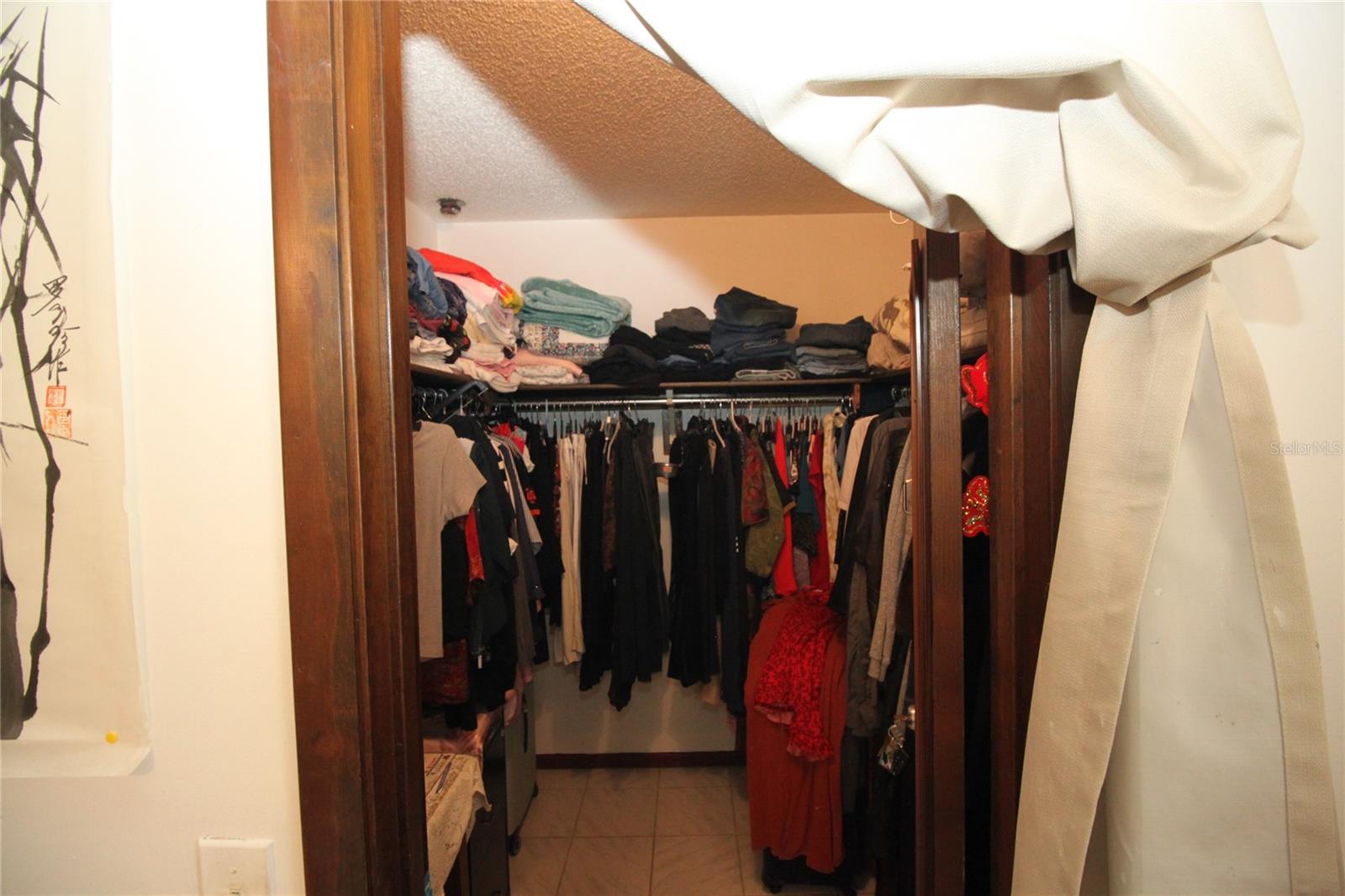 Image 9 of 12 For 6811 Alpert Drive