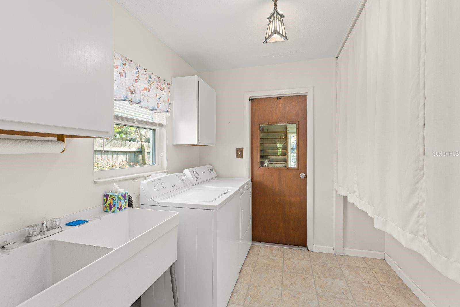 Image 13 of 38 For 96 Winter Park Drive