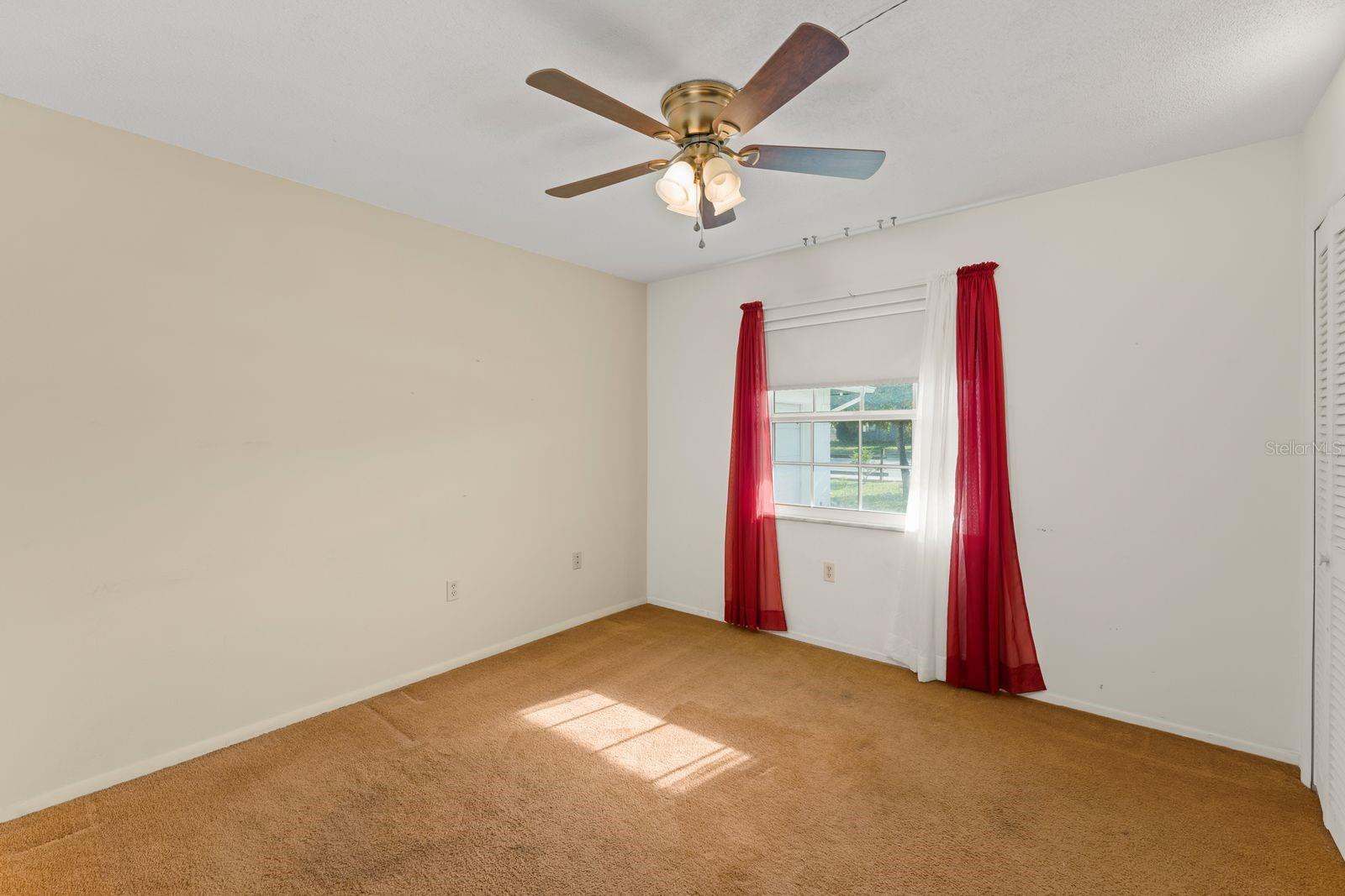 Image 18 of 38 For 96 Winter Park Drive