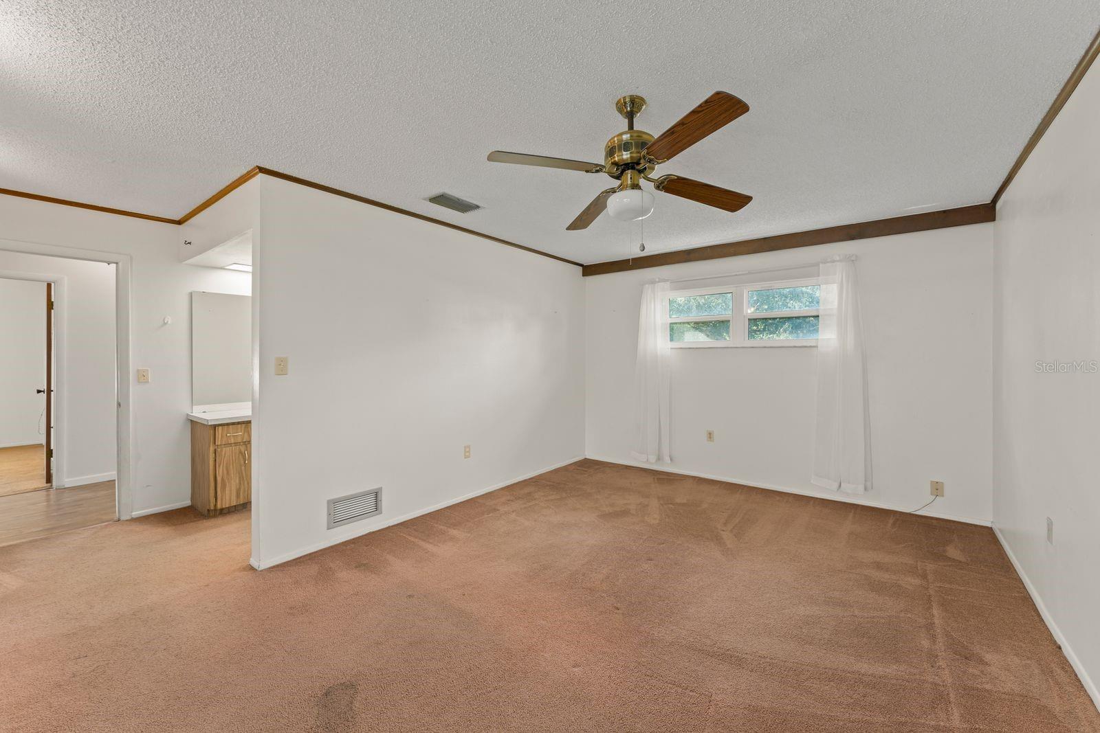 Image 23 of 38 For 96 Winter Park Drive