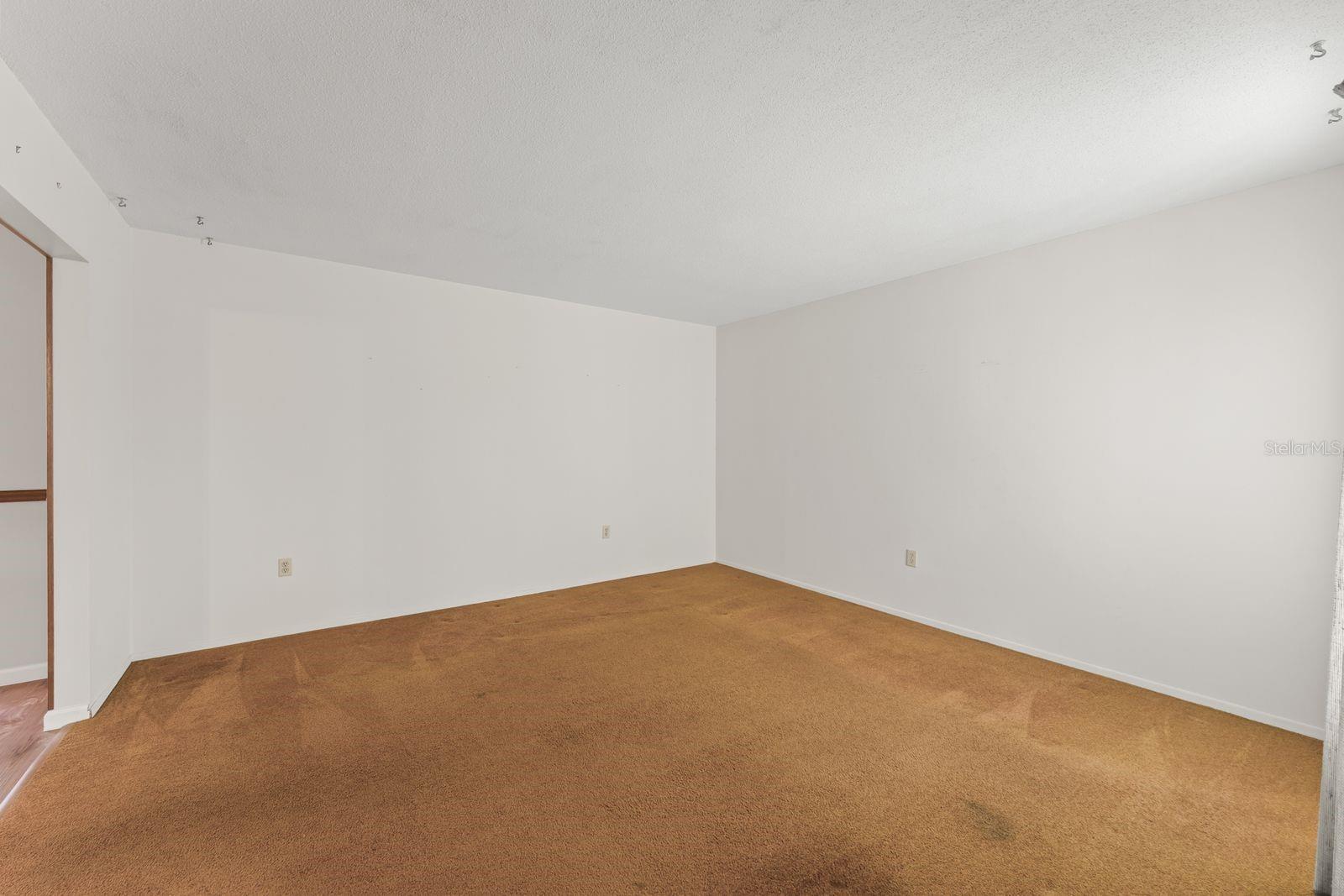 Image 4 of 38 For 96 Winter Park Drive