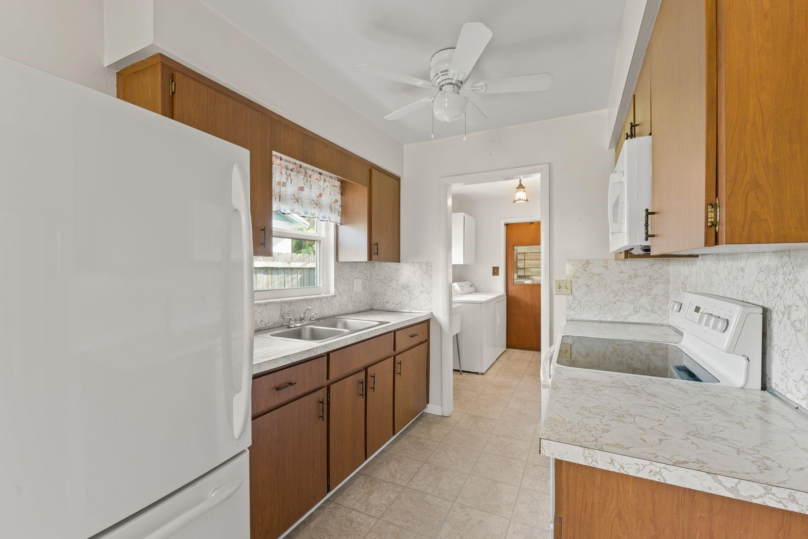 Image 9 of 38 For 96 Winter Park Drive