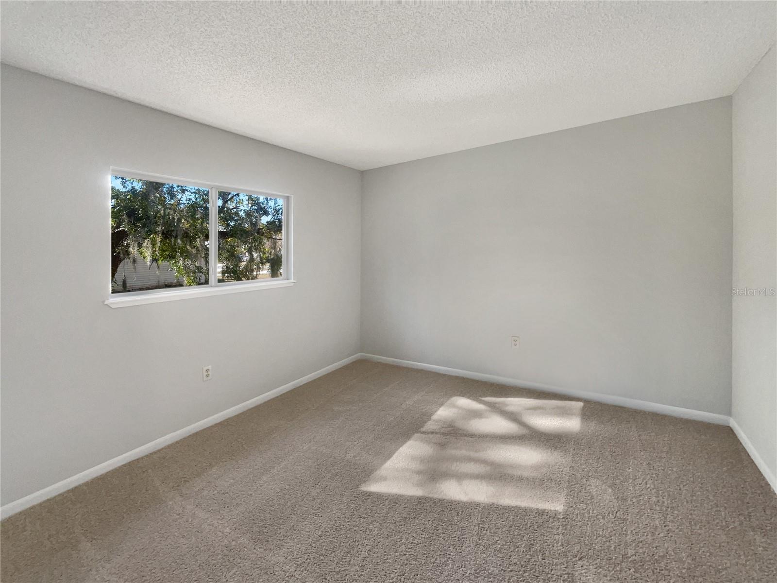 Image 20 of 47 For 10785 78th Avenue