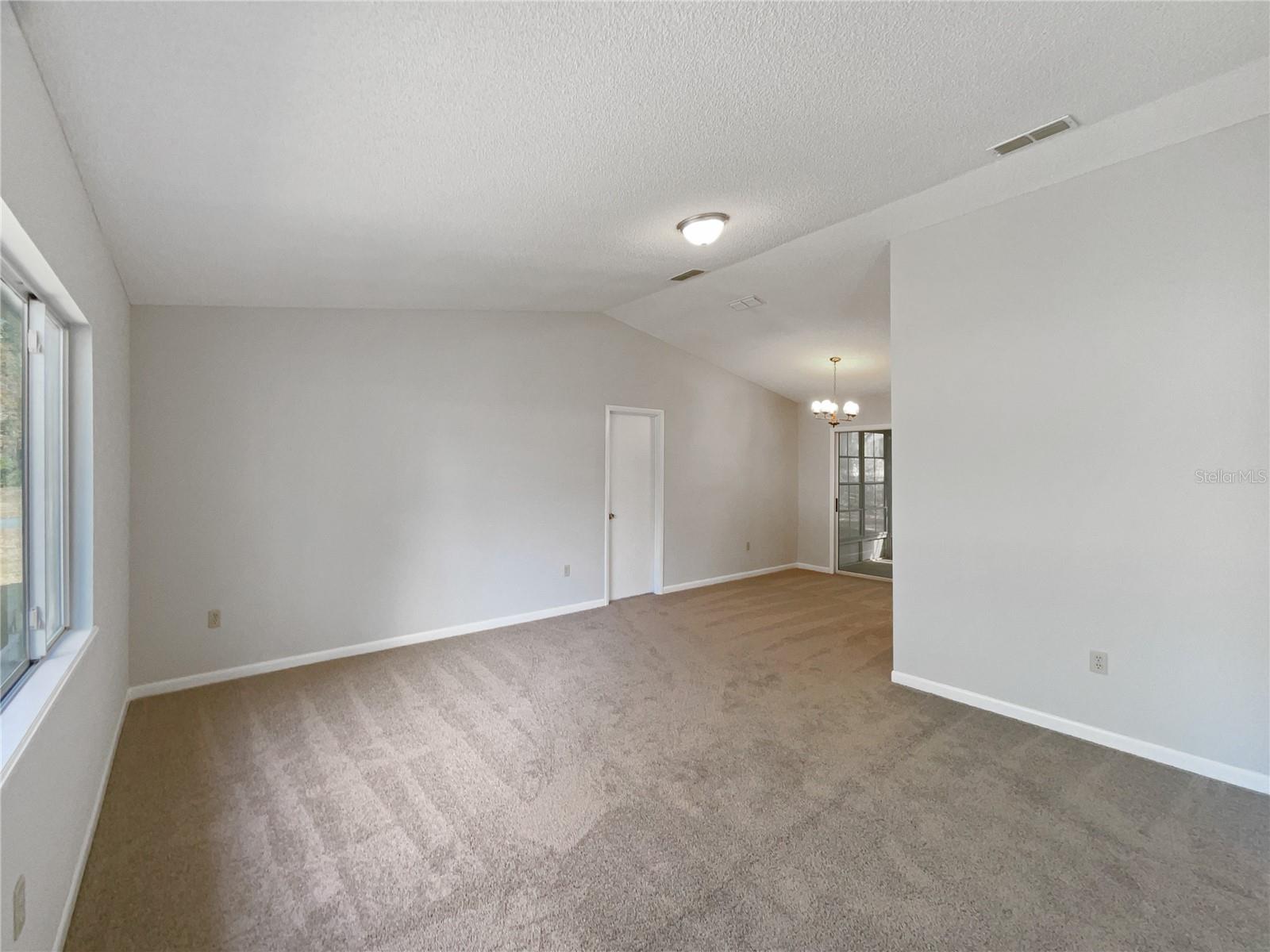 Image 22 of 47 For 10785 78th Avenue