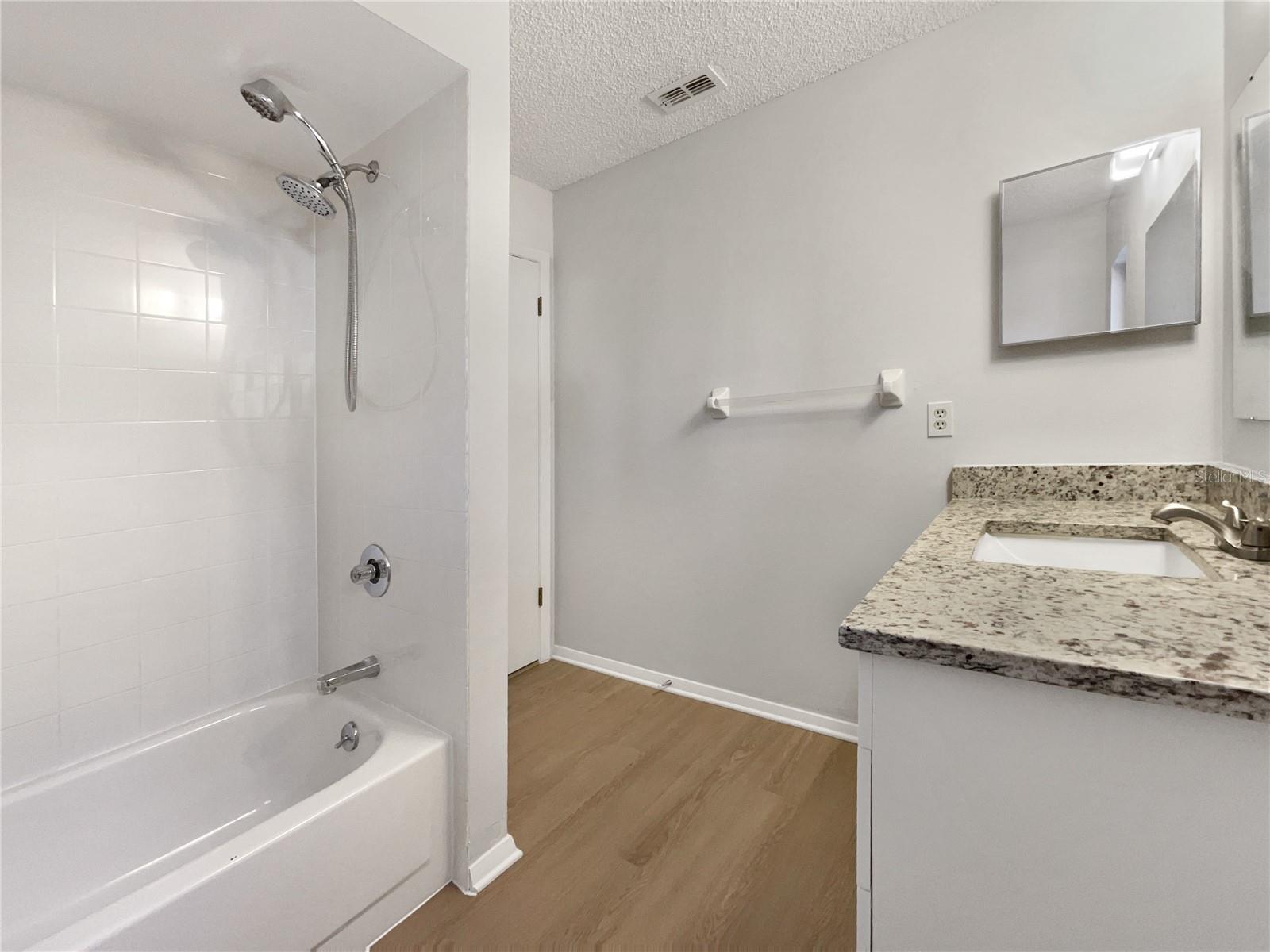 Image 37 of 47 For 10785 78th Avenue