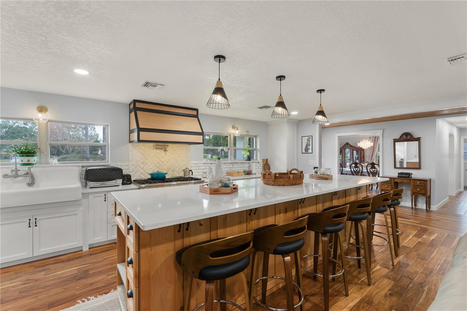 Image 11 of 75 For 1209 Roxboro Road