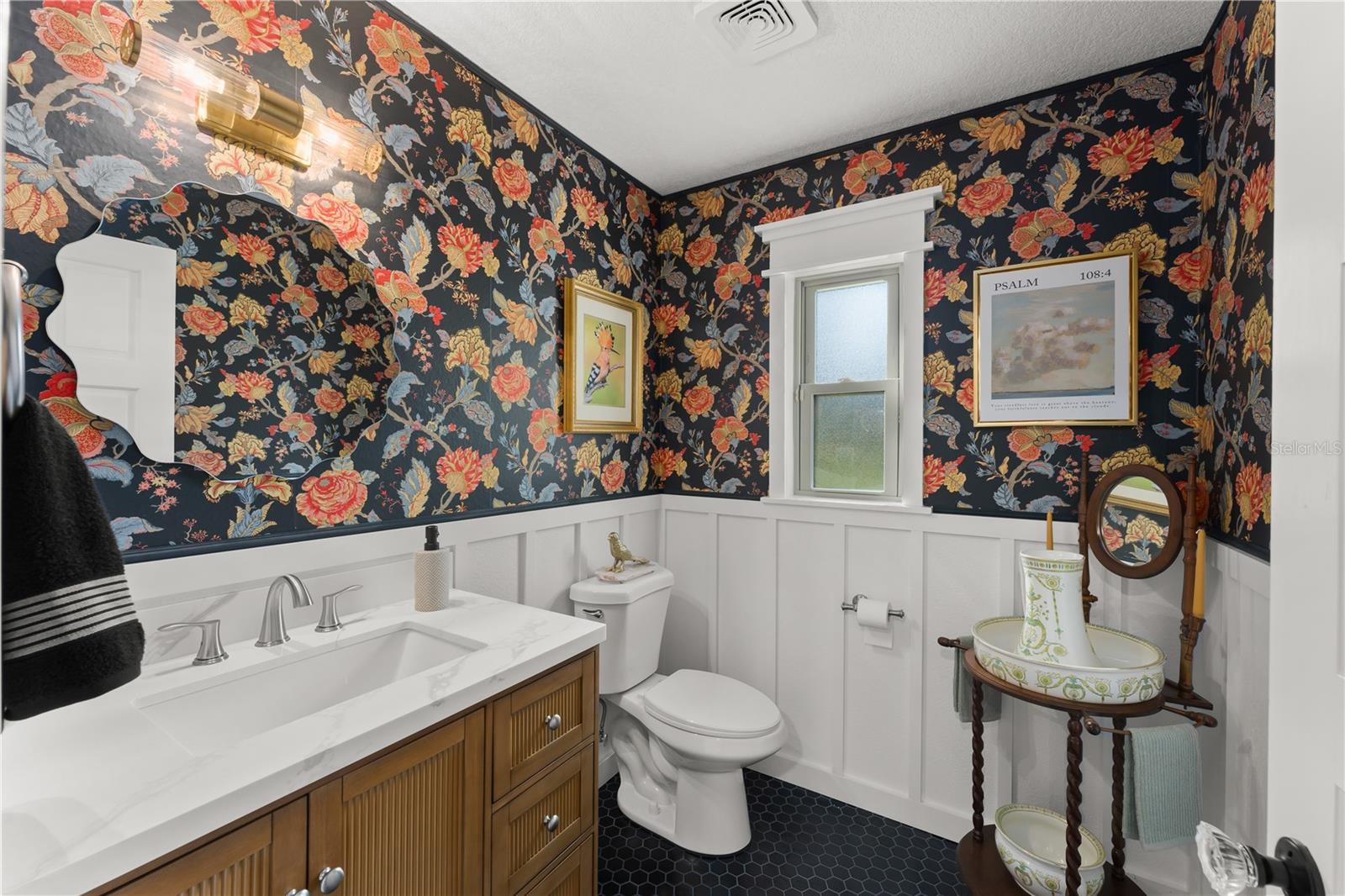 Image 15 of 75 For 1209 Roxboro Road