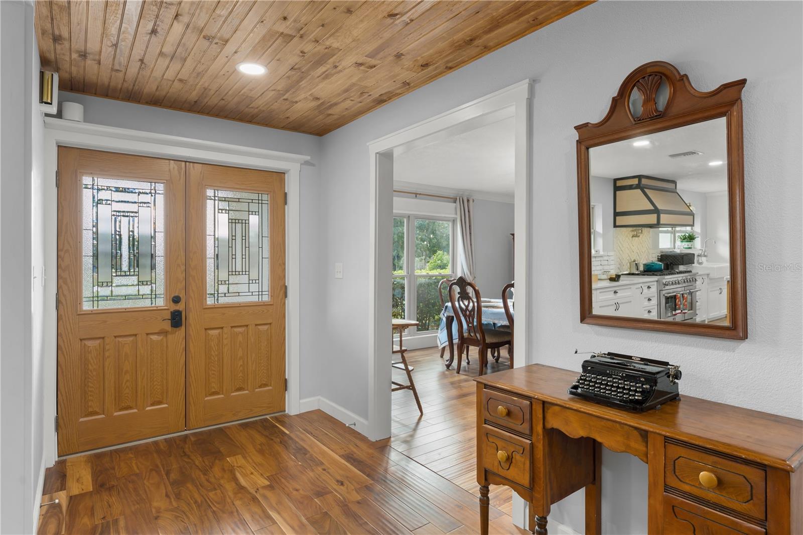 Image 4 of 75 For 1209 Roxboro Road