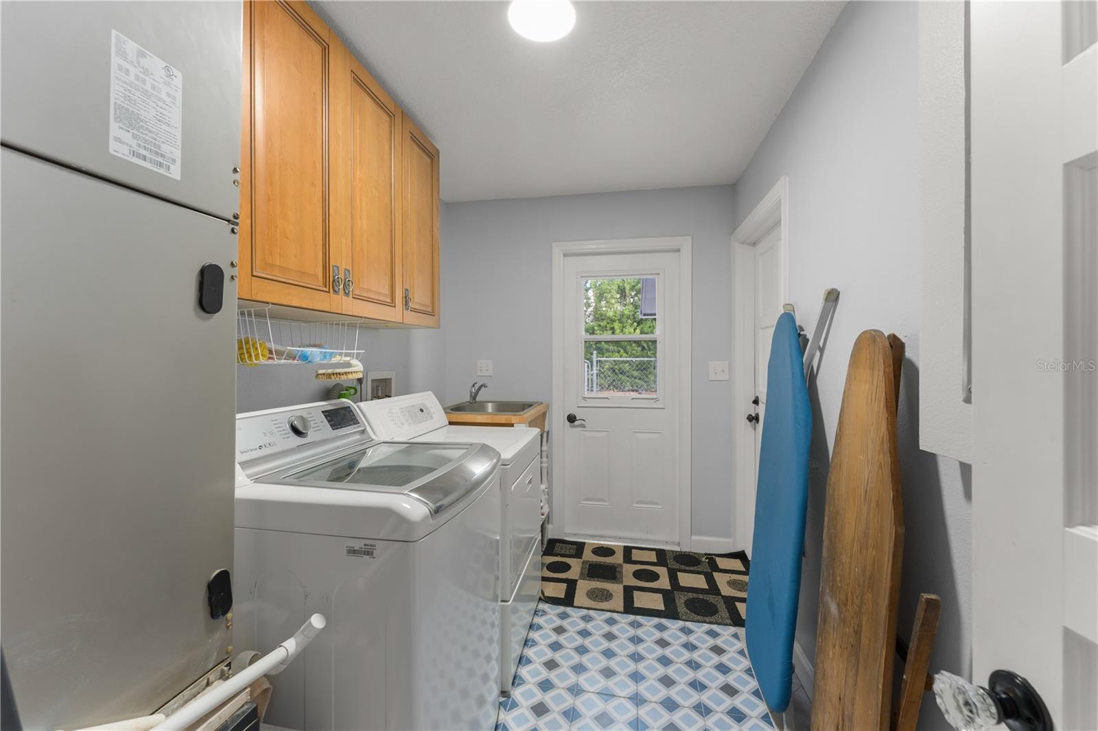 Image 46 of 75 For 1209 Roxboro Road