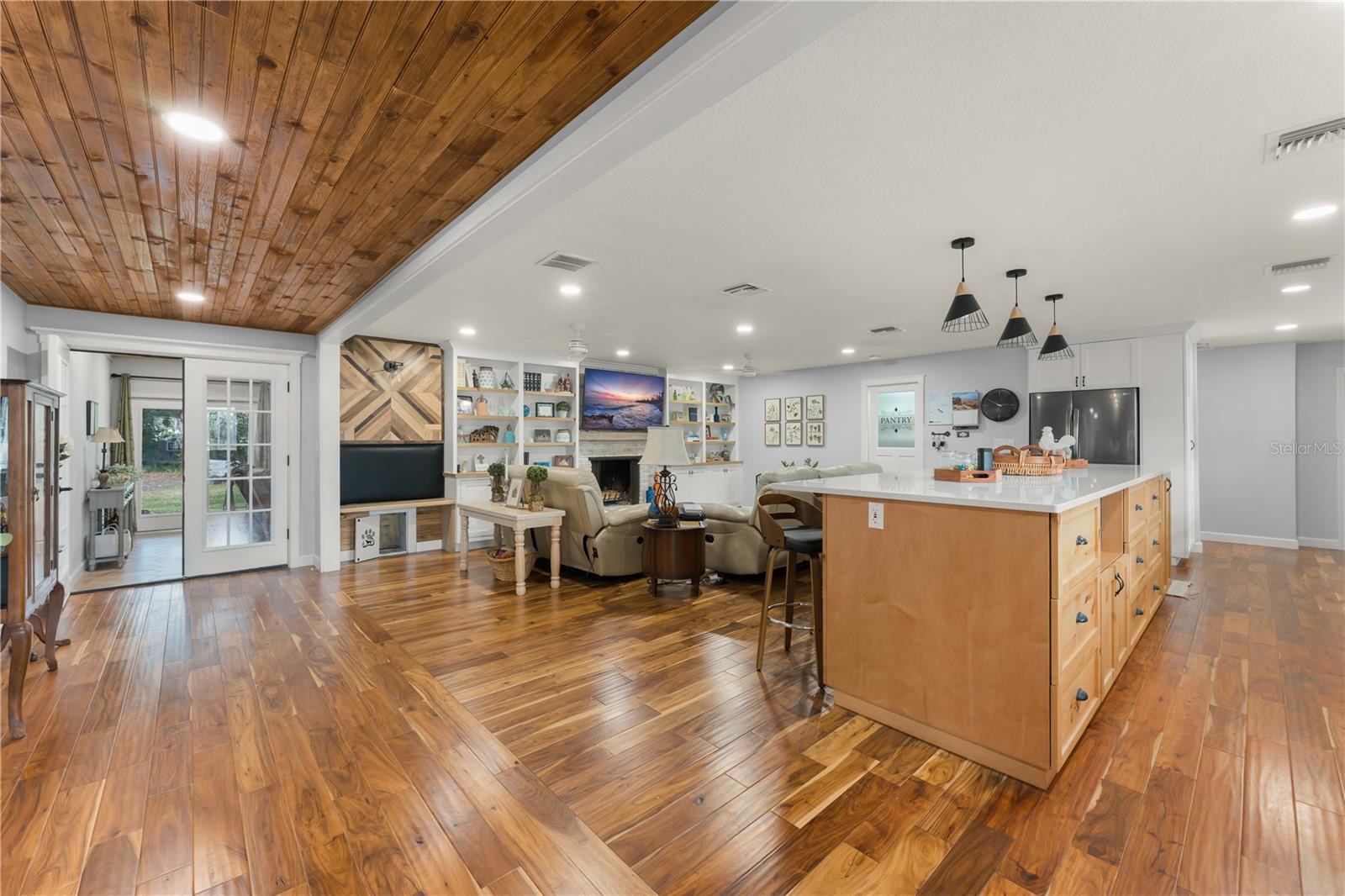 Image 5 of 75 For 1209 Roxboro Road