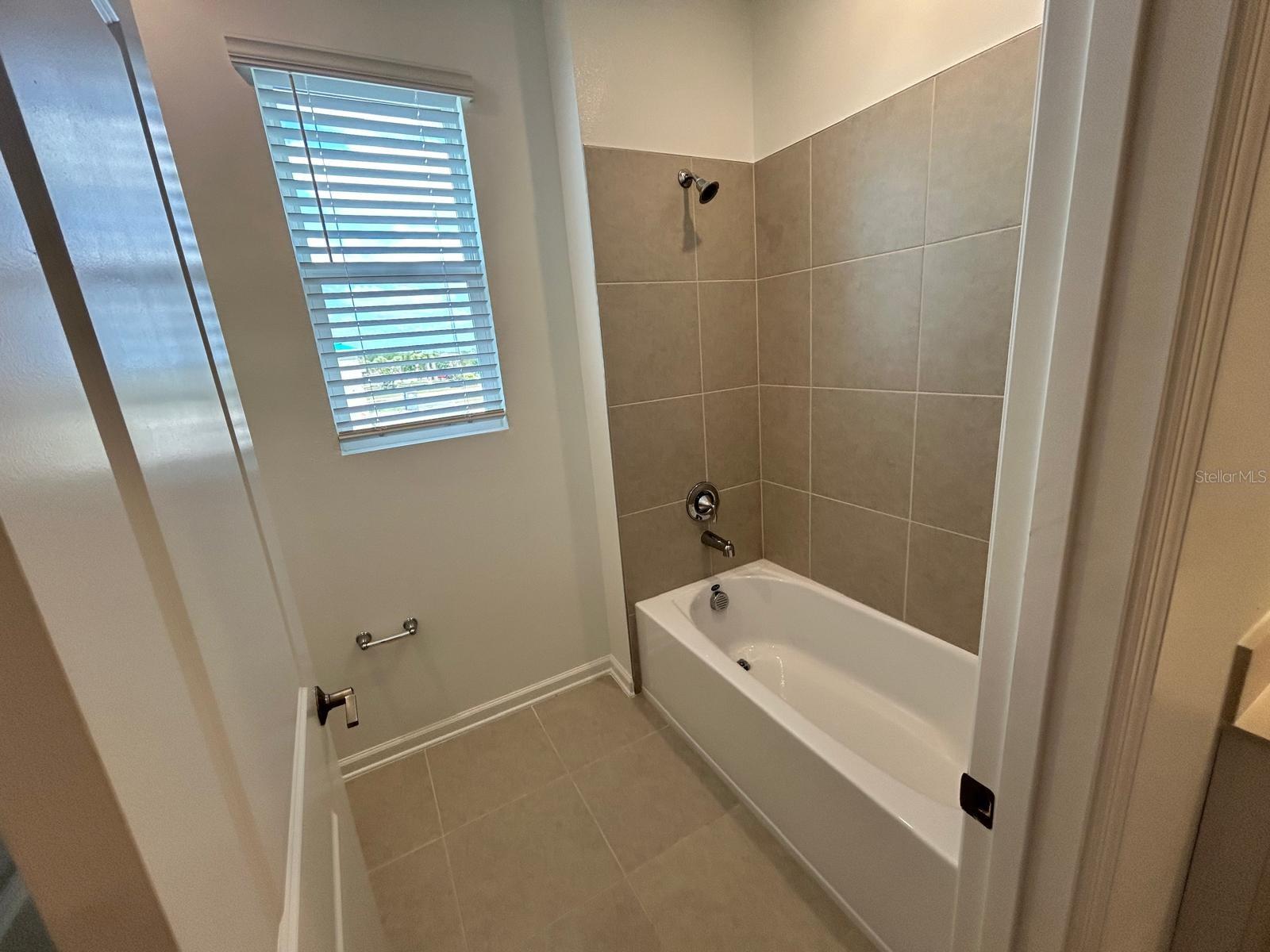 Image 33 of 42 For 1828 Bright Sky Drive