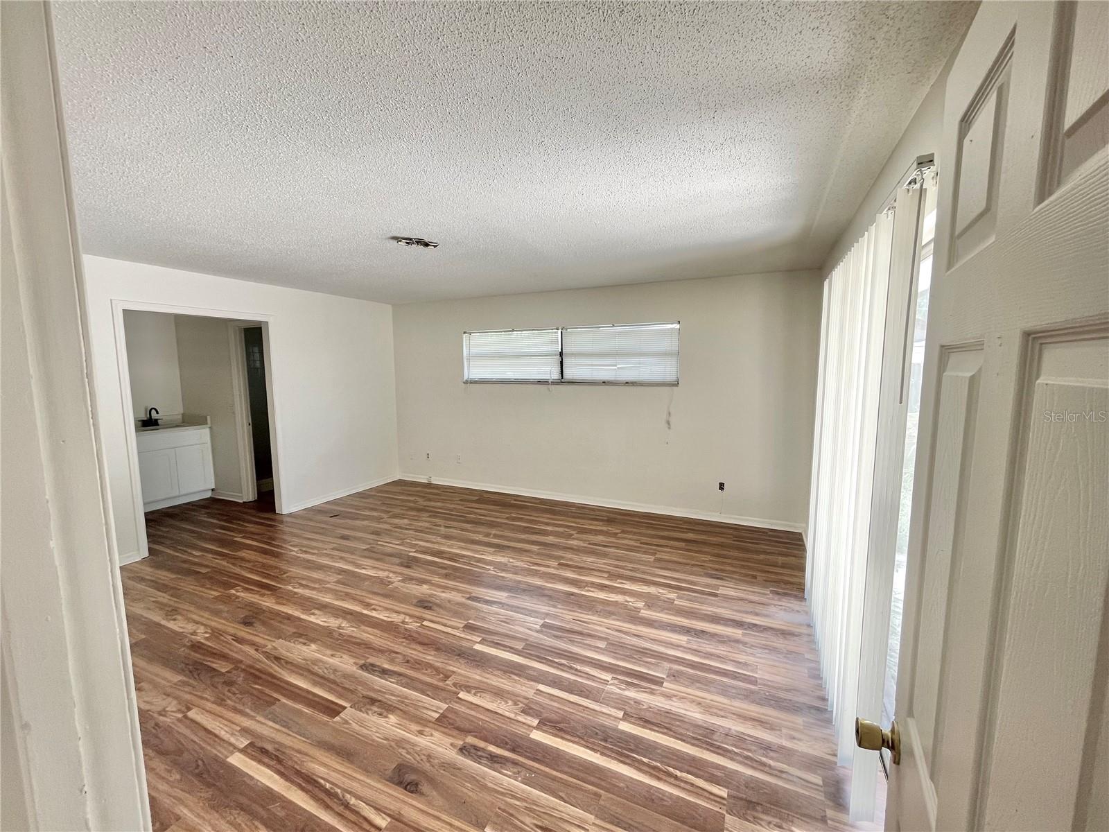 Image 15 of 33 For 5912 Altec Road