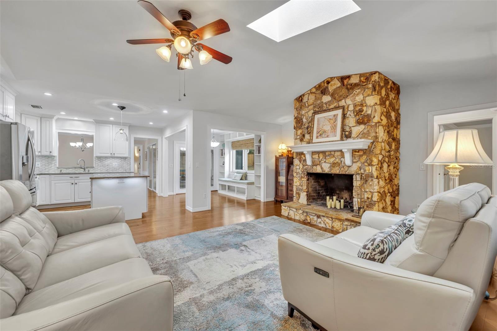 Image 13 of 62 For 652 Cadillac Drive