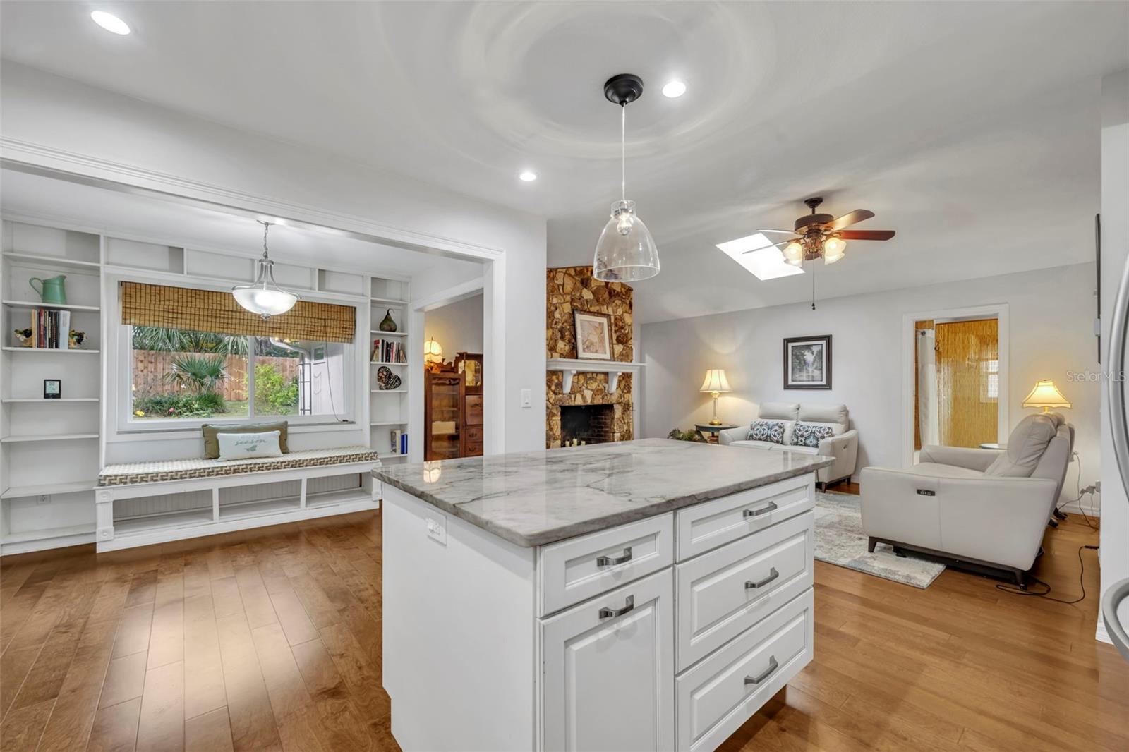 Image 18 of 62 For 652 Cadillac Drive