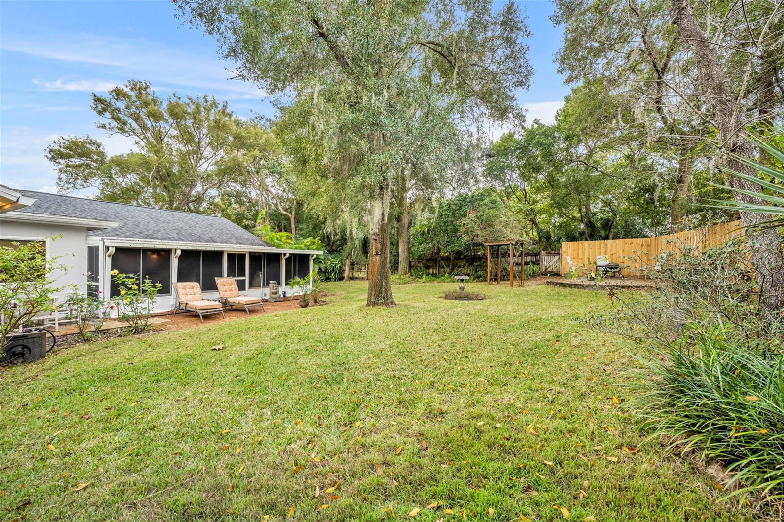 Image 41 of 62 For 652 Cadillac Drive