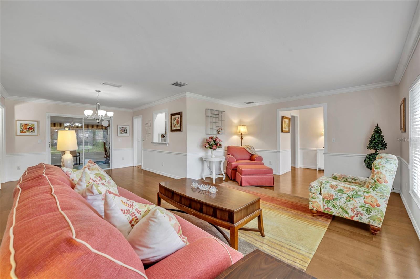 Image 8 of 62 For 652 Cadillac Drive