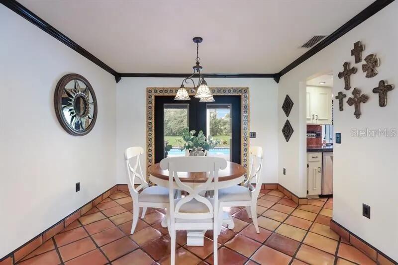 Image 12 of 12 For 2077 Racimo Drive