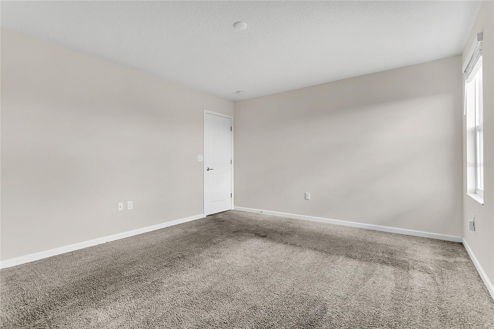 Image 19 of 36 For 2854 Black Birch Drive