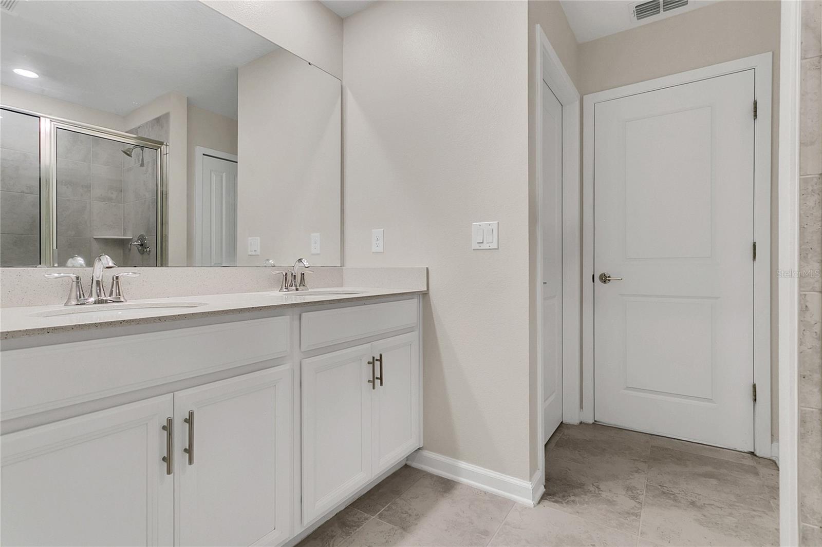 Image 21 of 36 For 2854 Black Birch Drive