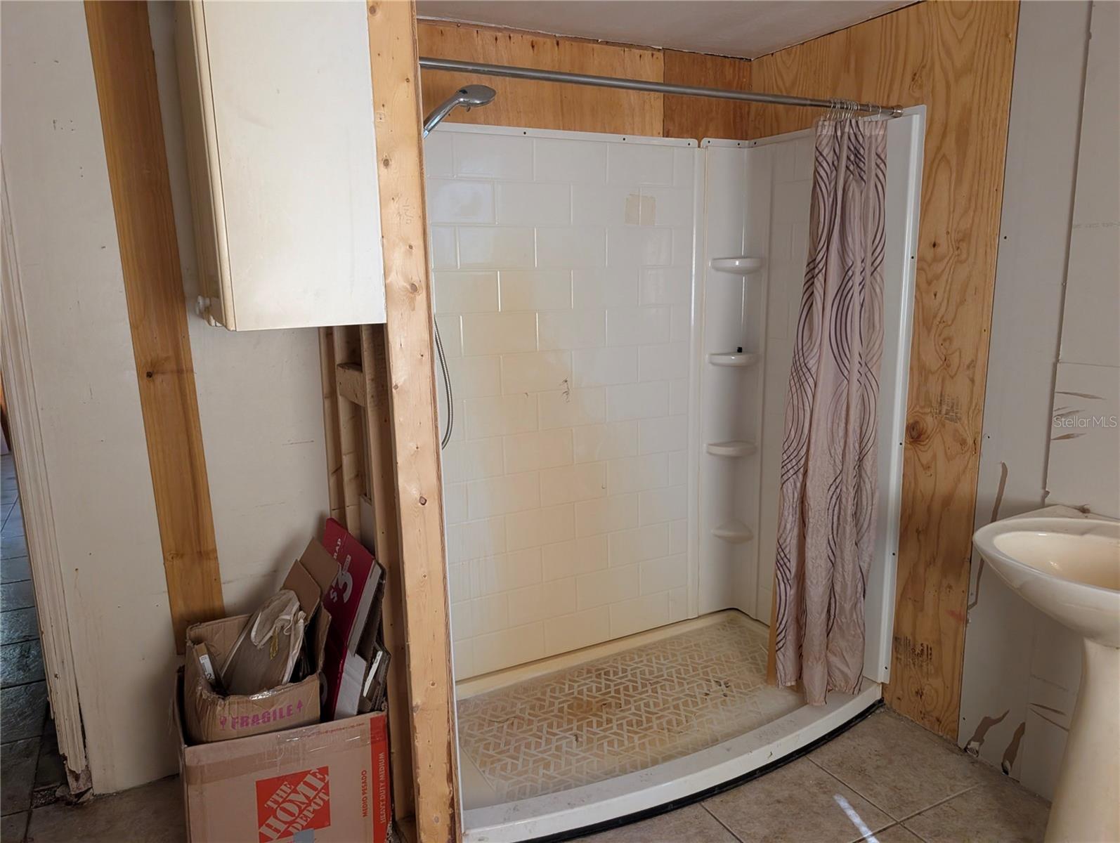 Image 11 of 36 For 25314 Luke Street