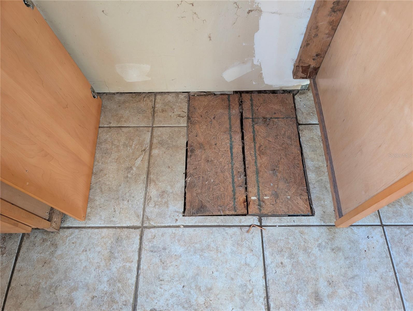 Image 22 of 36 For 25314 Luke Street