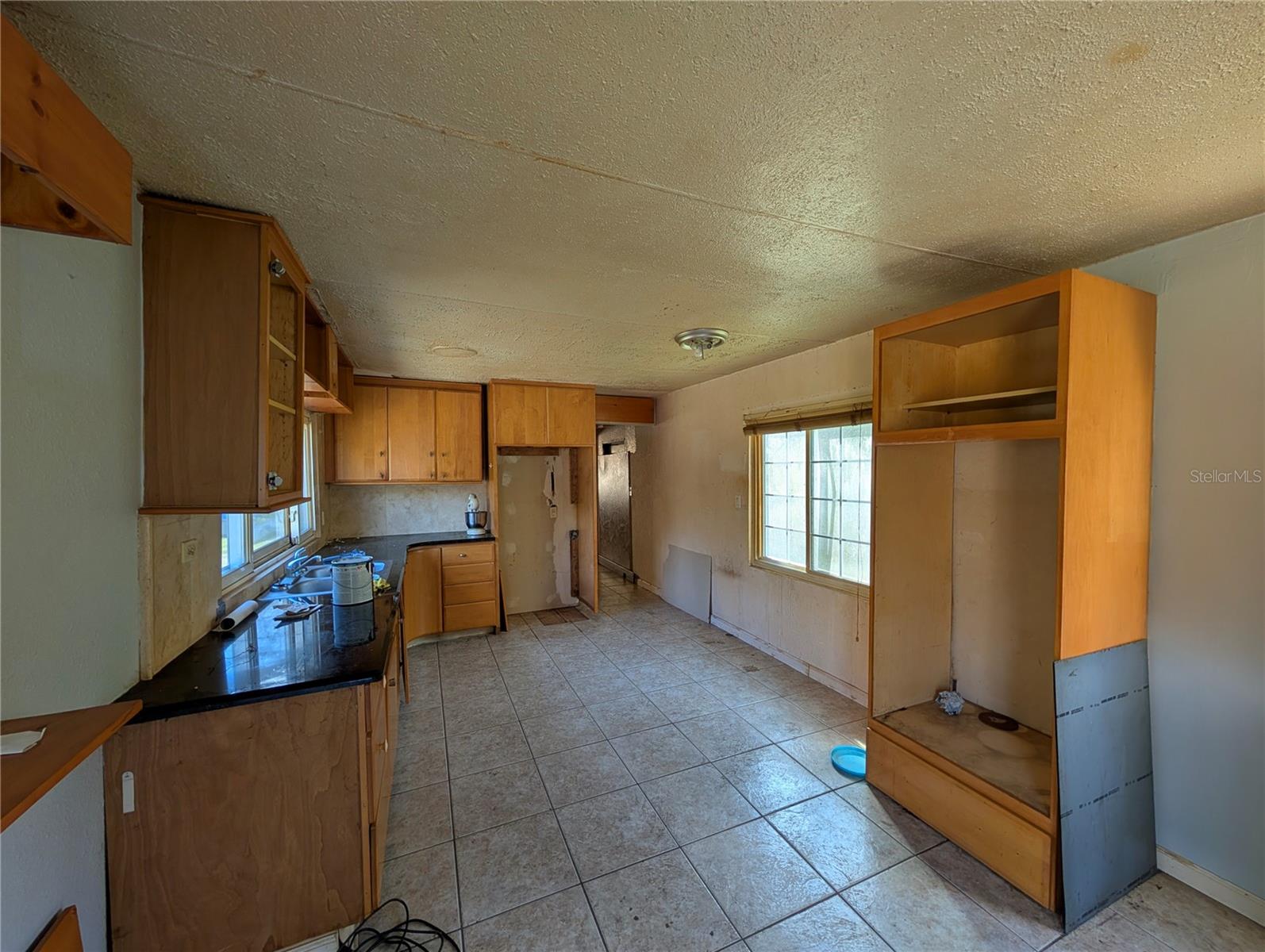 Image 25 of 36 For 25314 Luke Street