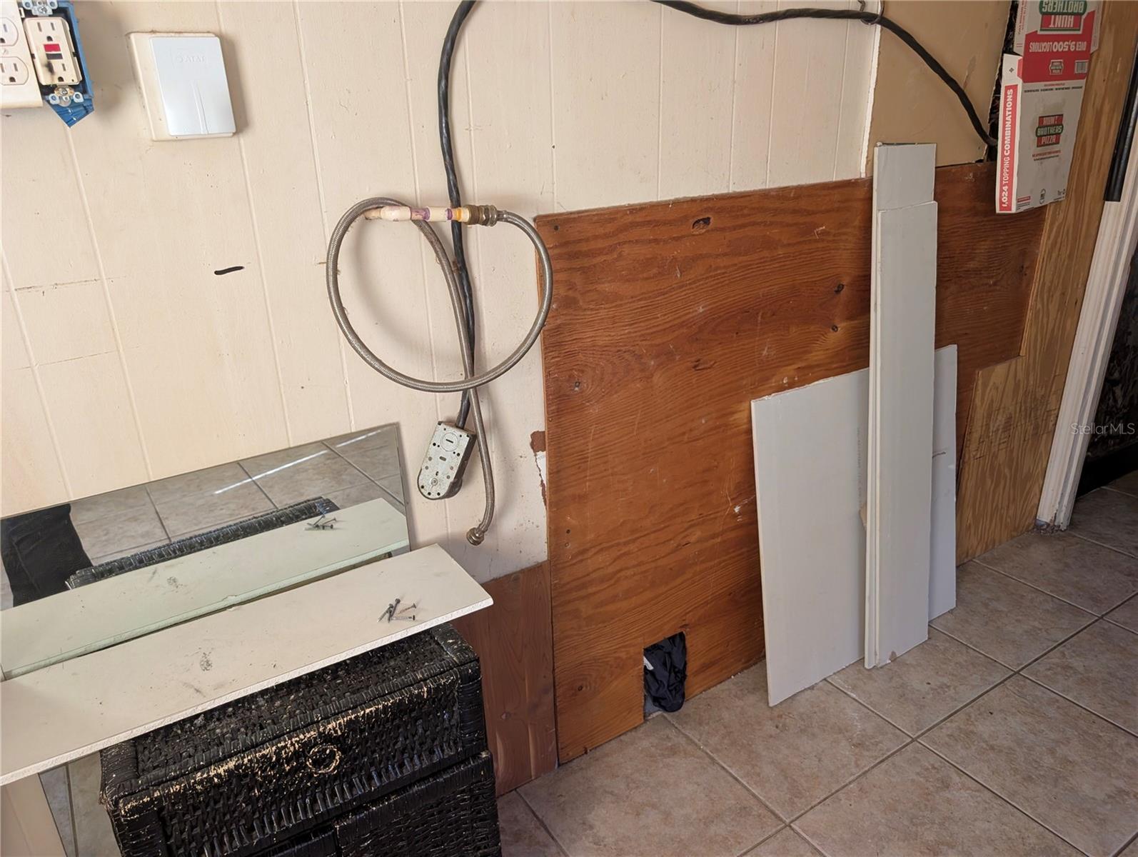 Image 9 of 36 For 25314 Luke Street