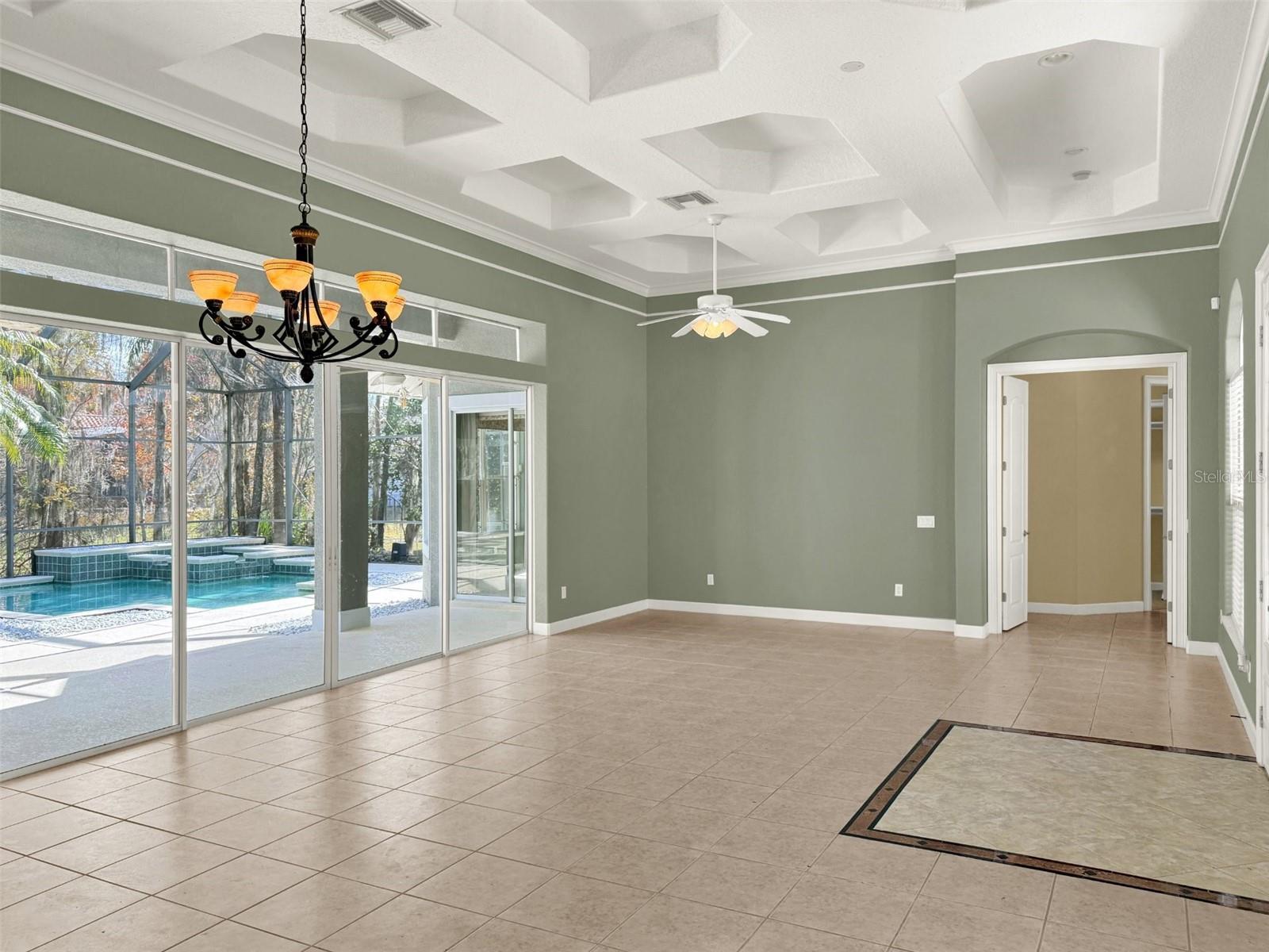 Image 3 of 54 For 5247 Vista Club Run