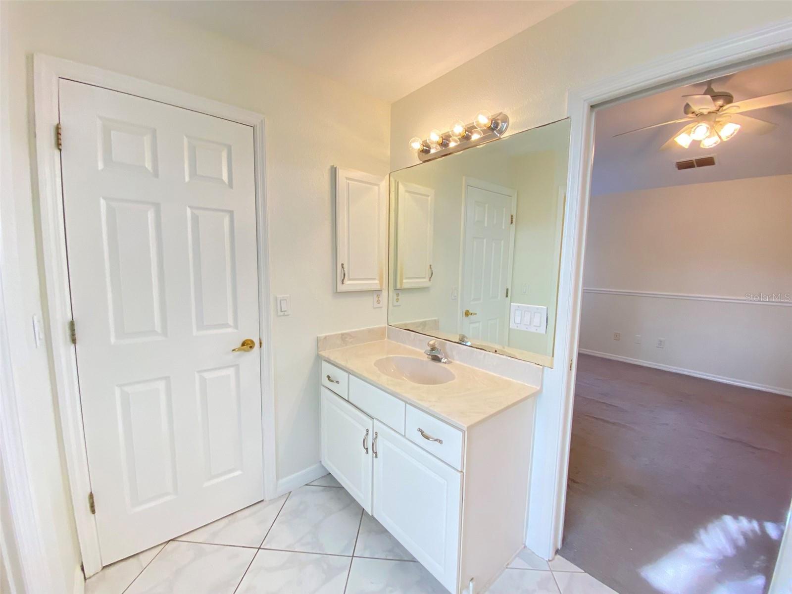 Image 32 of 39 For 9637 Lake Douglas Place