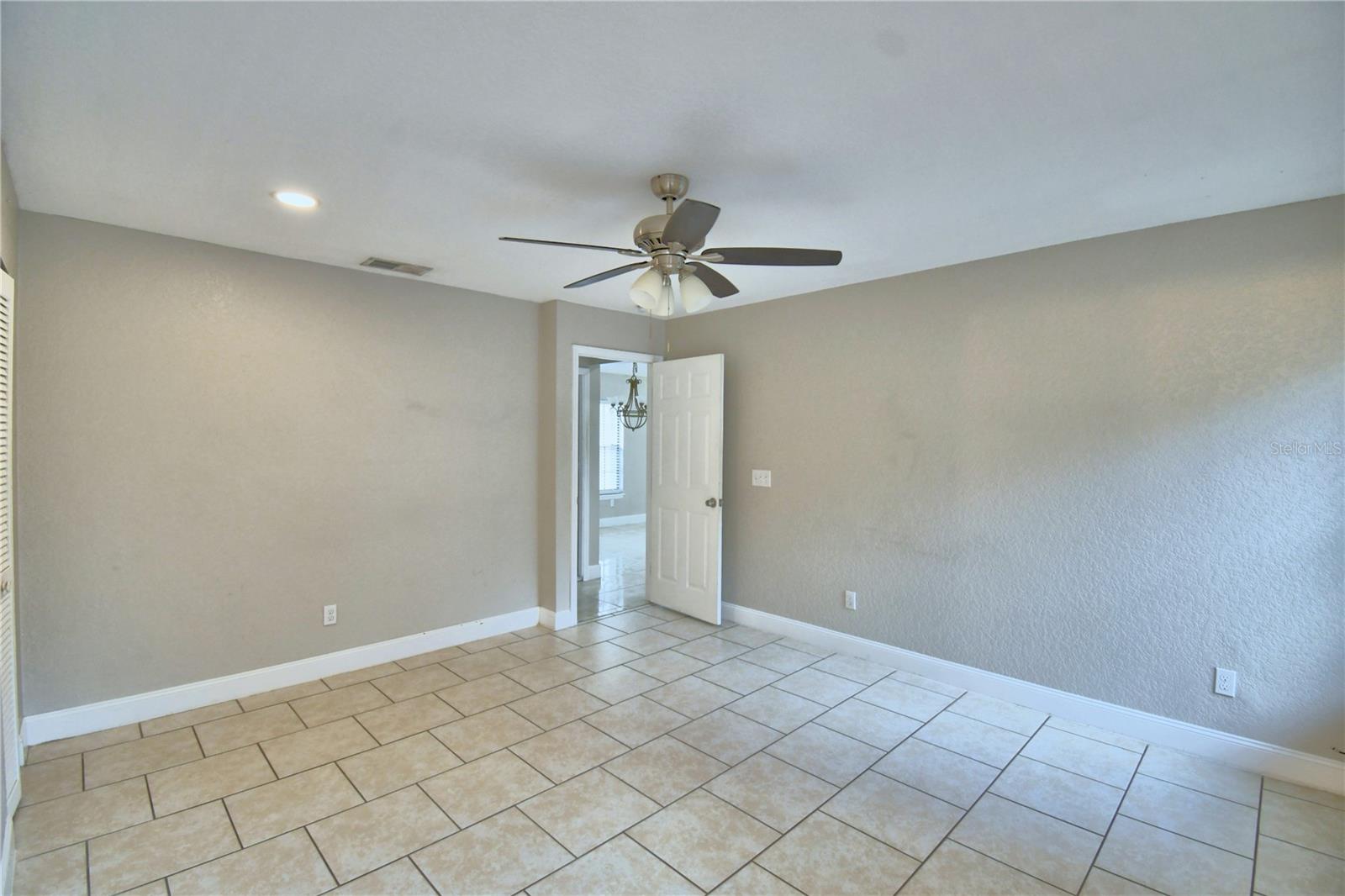 Image 33 of 55 For 531 Katherwood Court