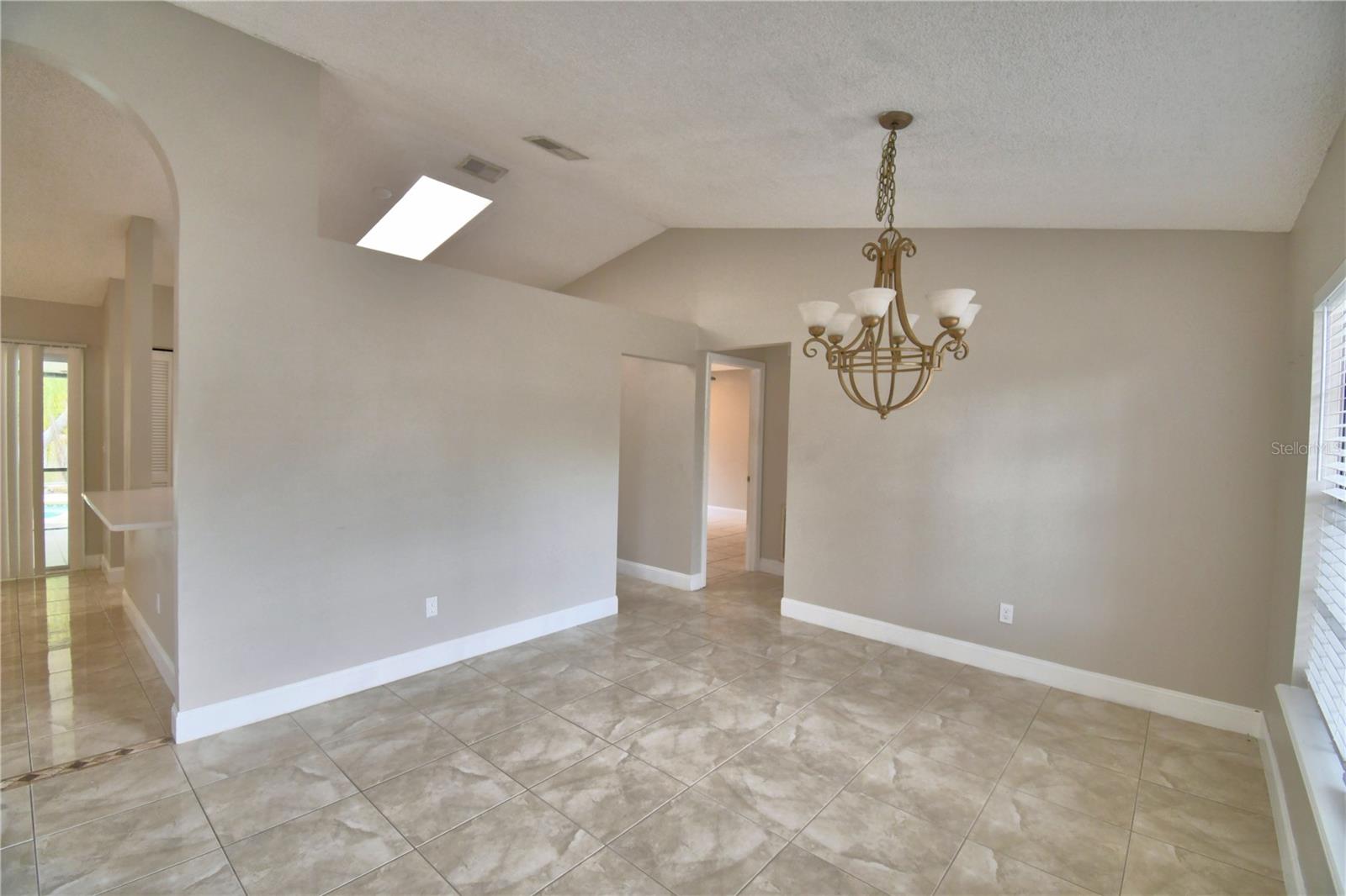 Image 7 of 55 For 531 Katherwood Court