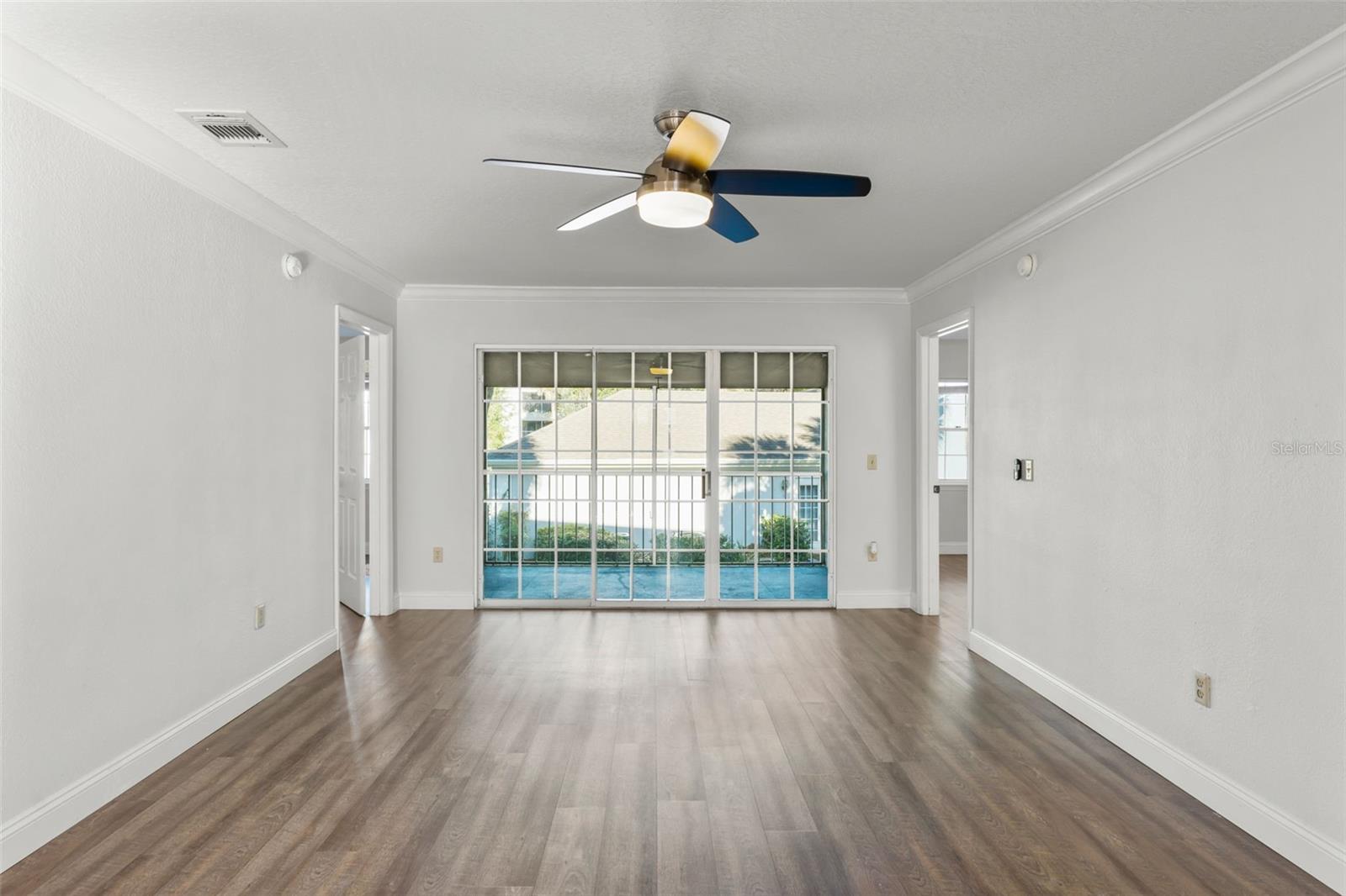 Image 17 of 34 For 1209 Clubside Drive 1209